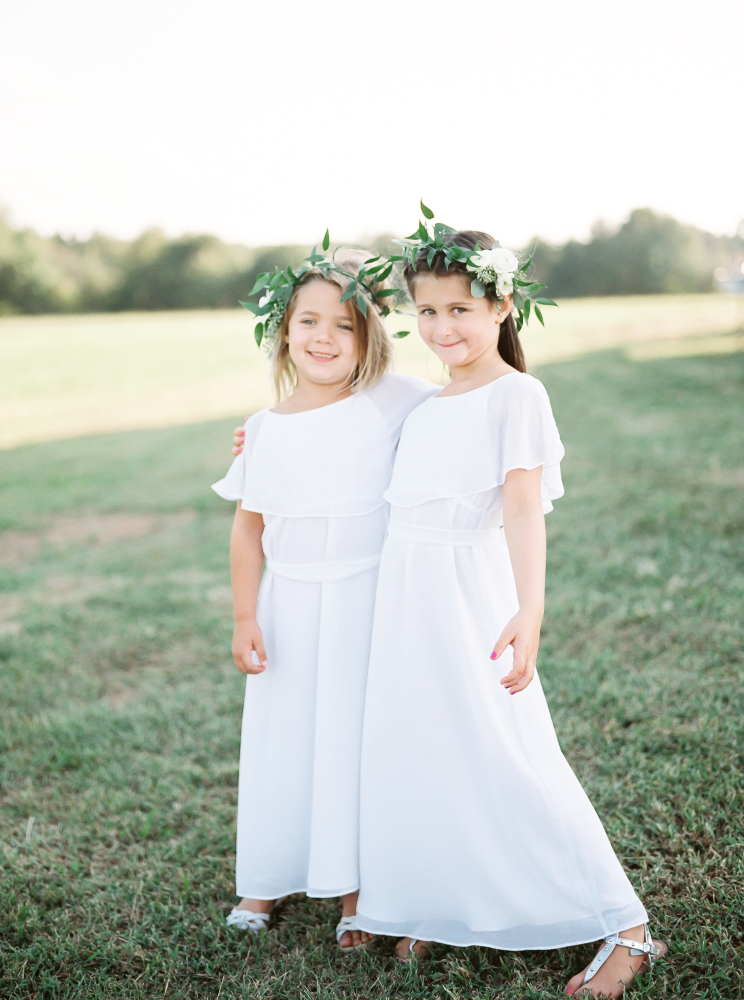 flower girls with flower crown