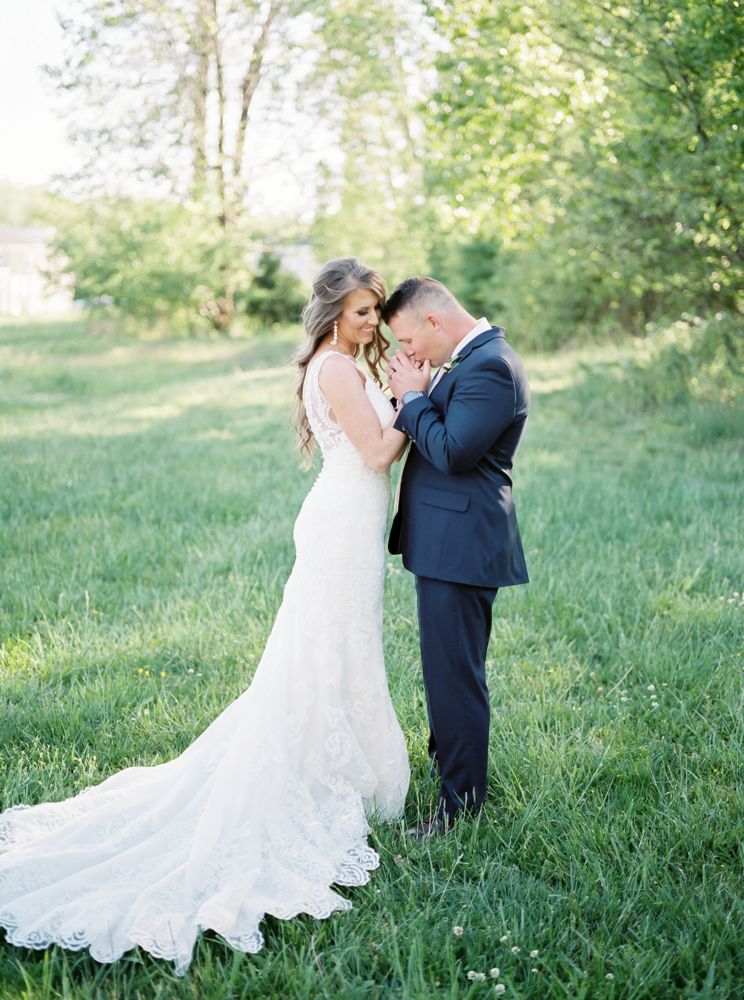 bride and groom with mamiya 645af