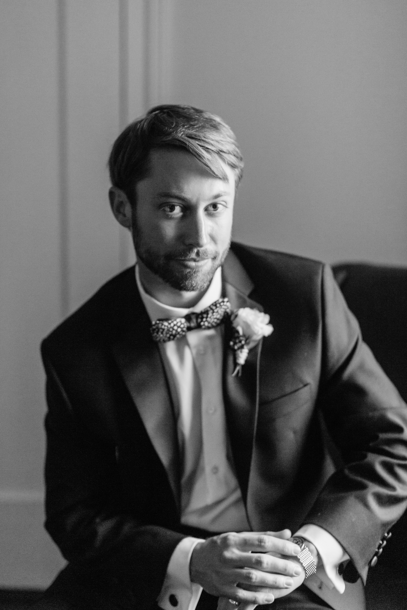 groom black and white portrait 