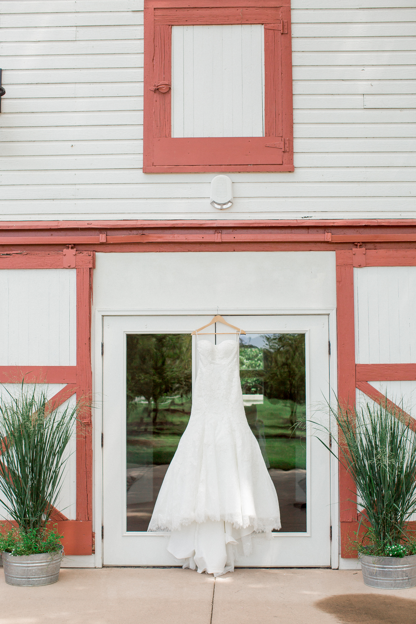 white barn wedding venue