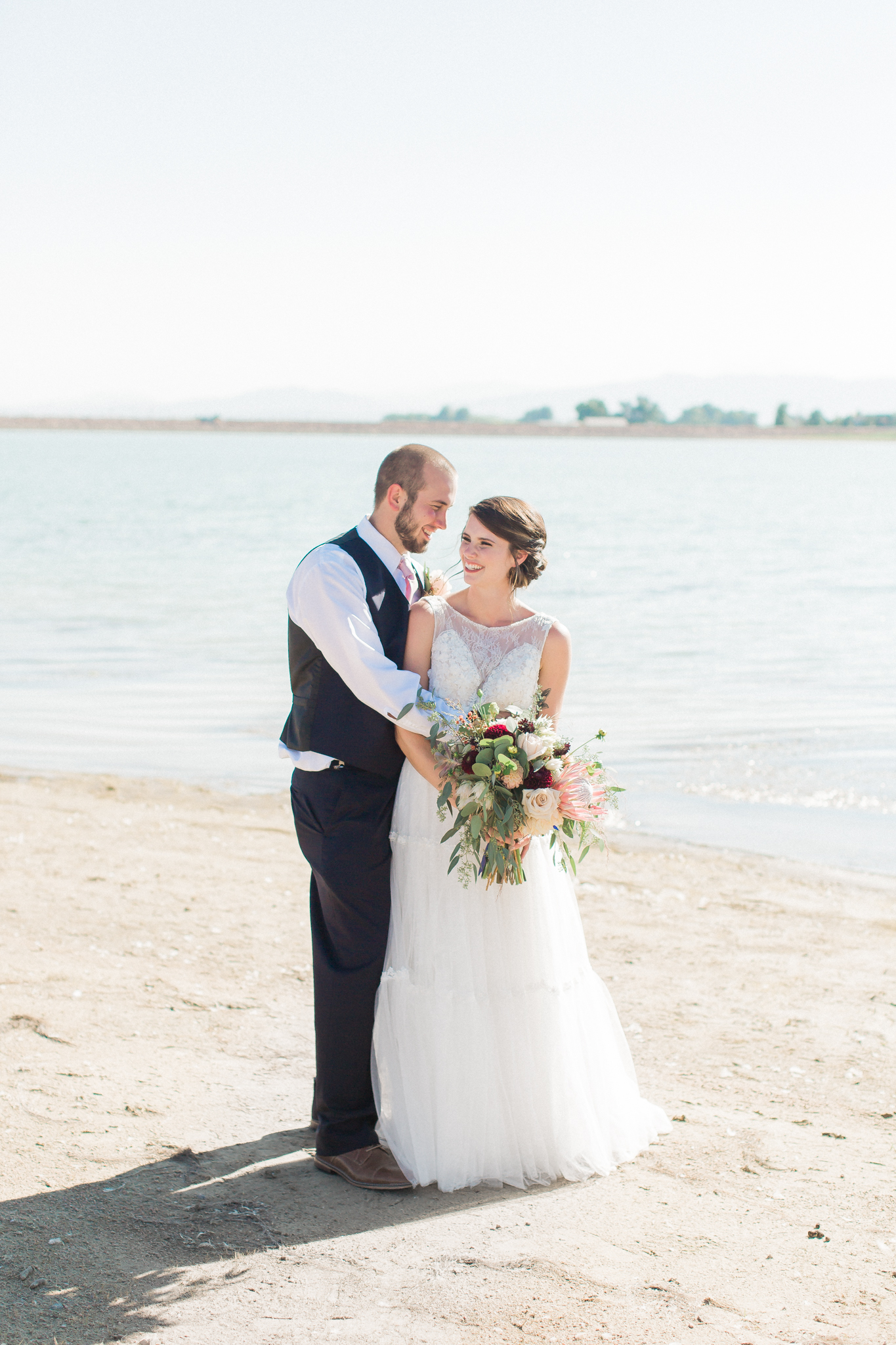 colorado lakeside wedding