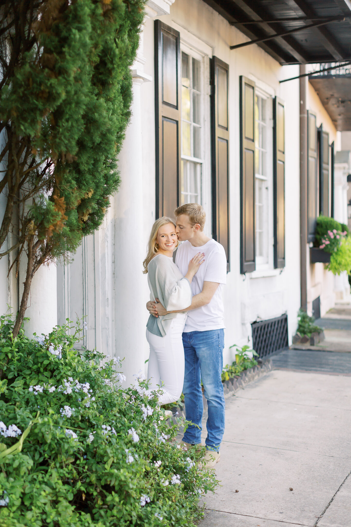 Downtown Charleston Engagement session