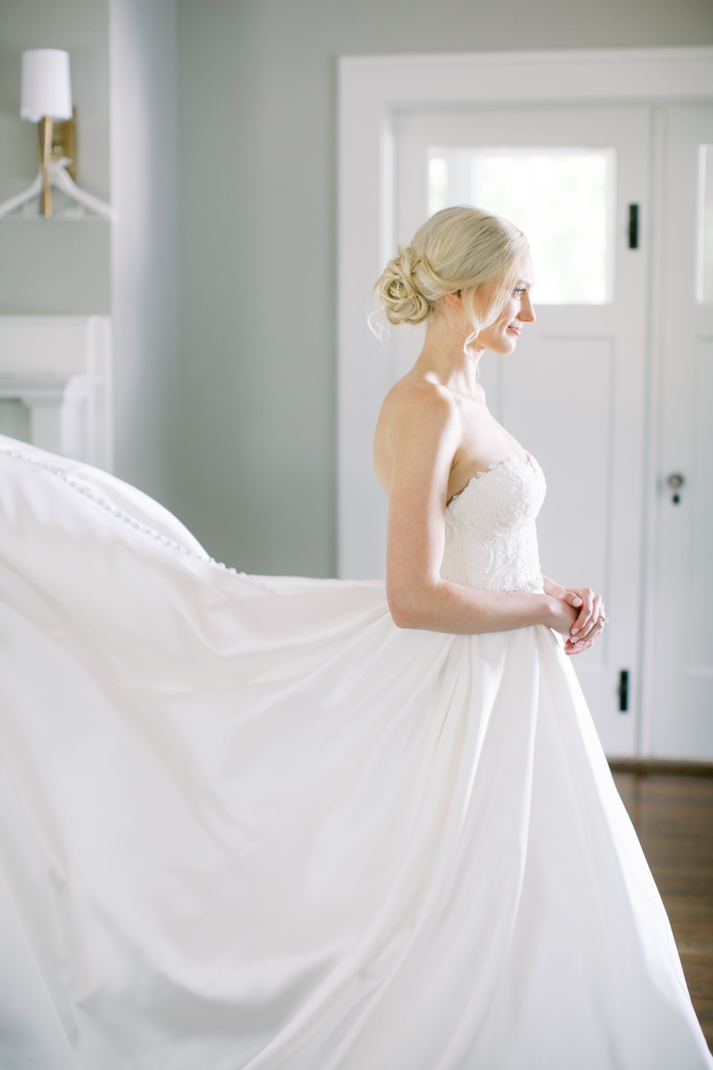 Bride Getting Ready at Vanlandingham