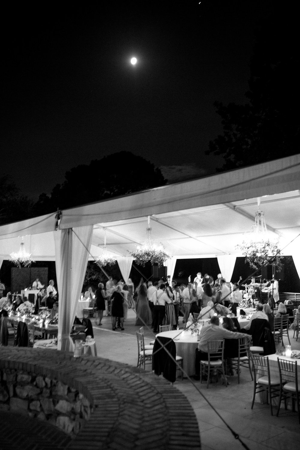 tented wedding reception at vanlandingham estate charlotte nc