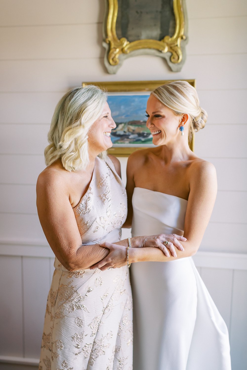 Mom and Bride portrait on wedding day