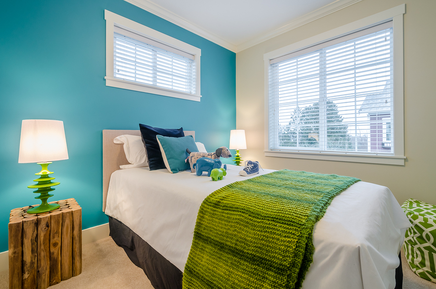 bigstock-Beautiful-and-modern-home-and--60042287.jpg