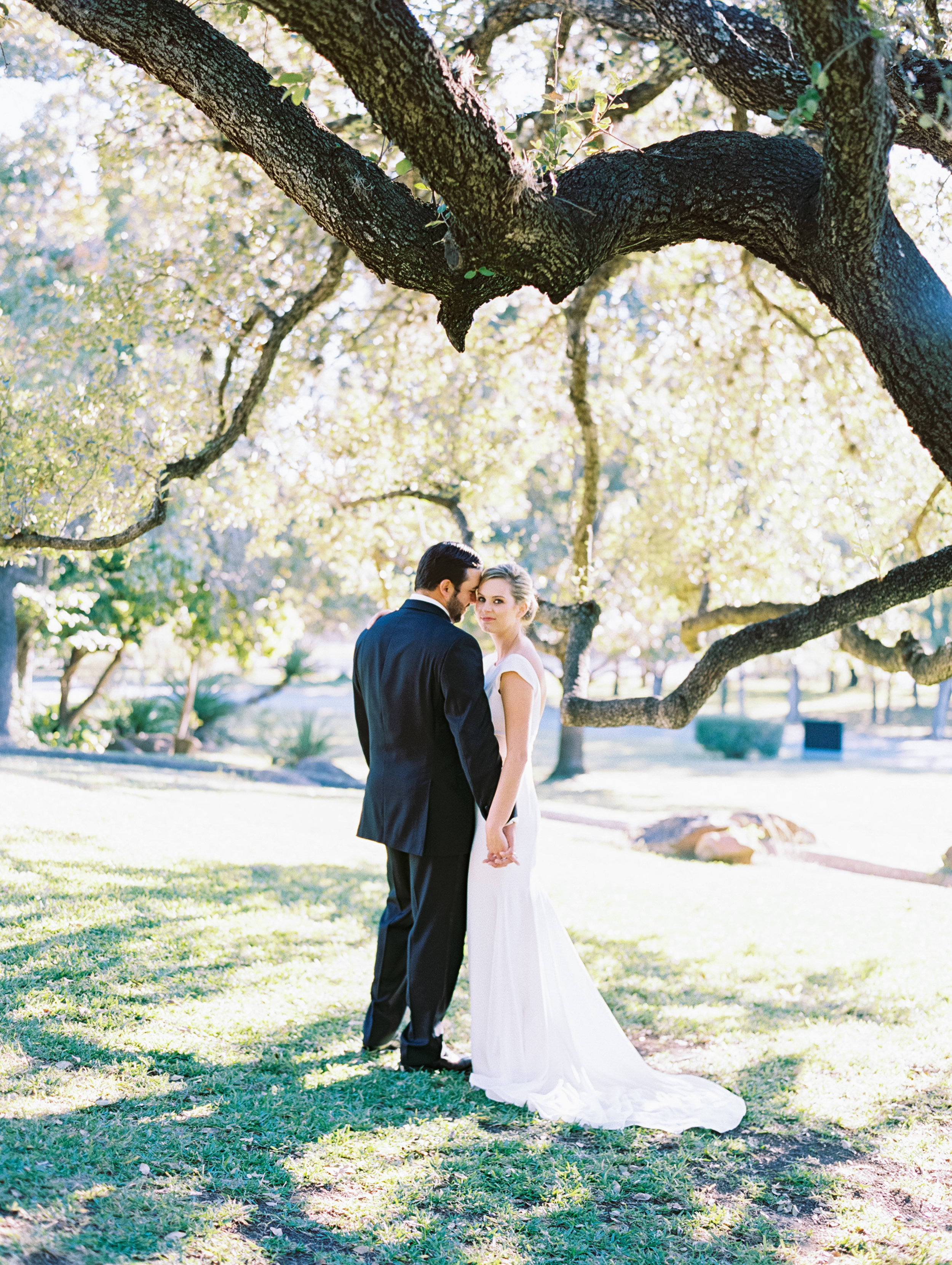 Becca Lea Photography, Fine art film wedding photographer, Contax 645, Fuji 400h, Portra 400, Film Photographer, Fine Art Editorial Photographer, San Antonio Wedding Photographer, McNay Art Museum Wedding, Sweet August Events Planning & Design, San Antonio Wedding, Flowershack Blooms