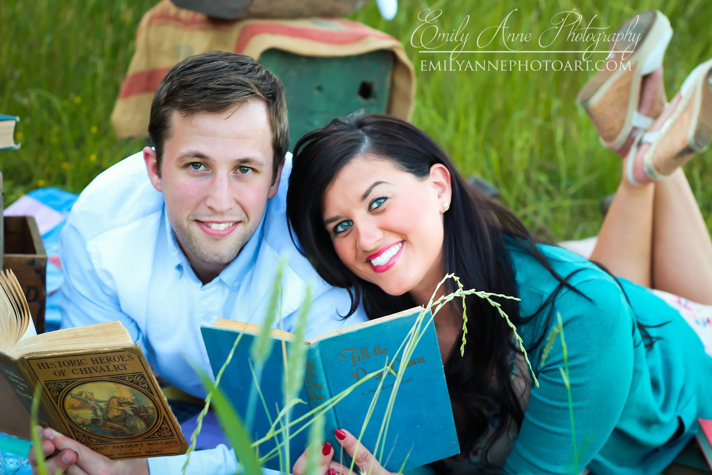 The Rustic Engagement Photos of the Stunning Lauren & Ross at Marcella Vivrette Park