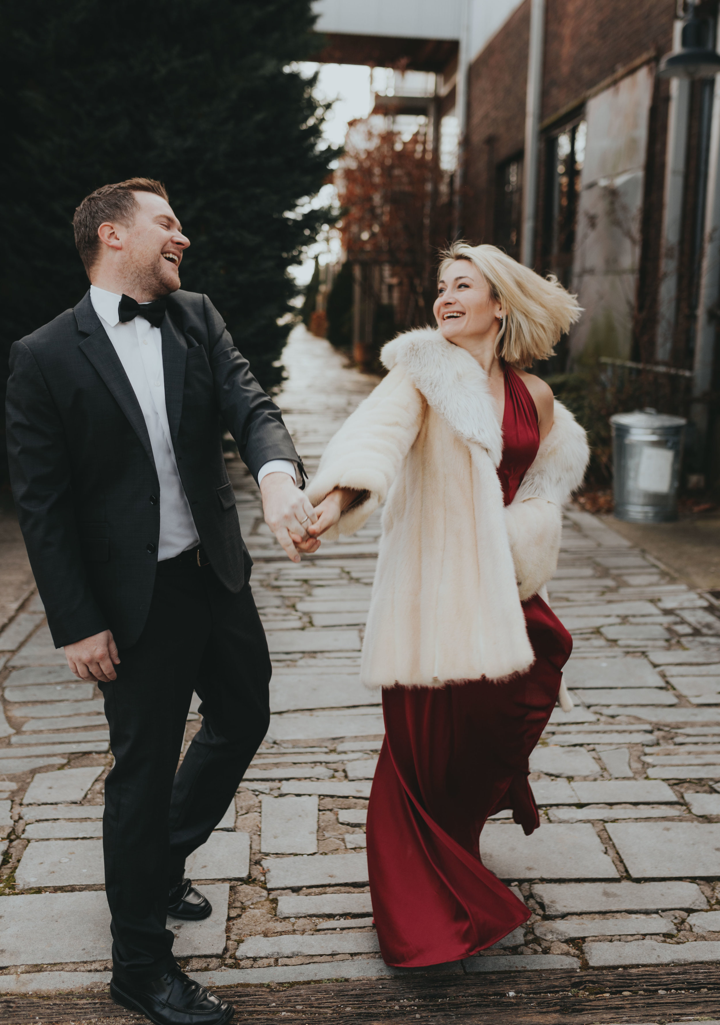 cutest Christmas anniversary session inspiration ideas by top wedding engagement photographer Nashville Atlanta Emily Anne Photo Art 
