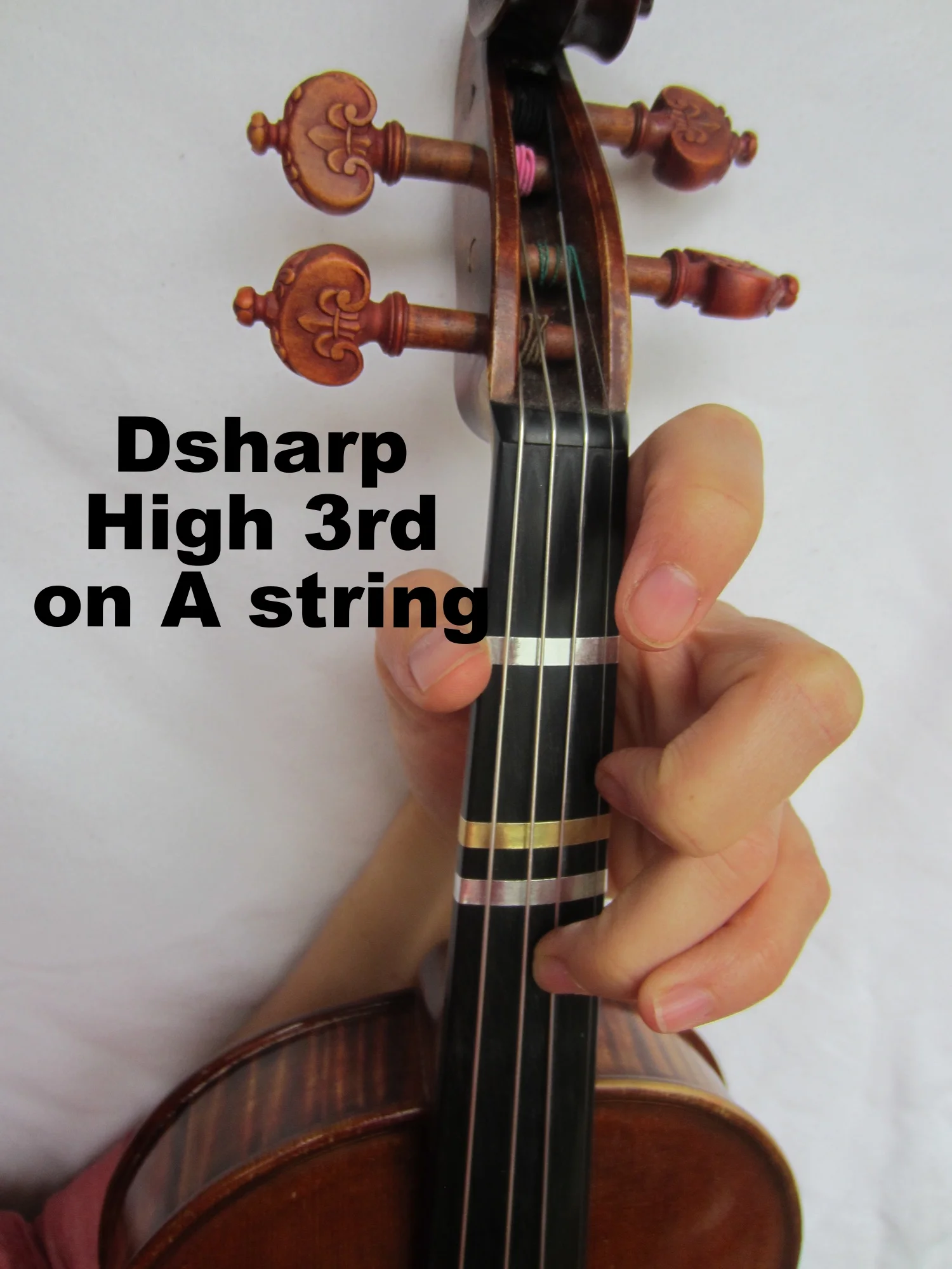 Violin Fingering Dsharp on A.JPG