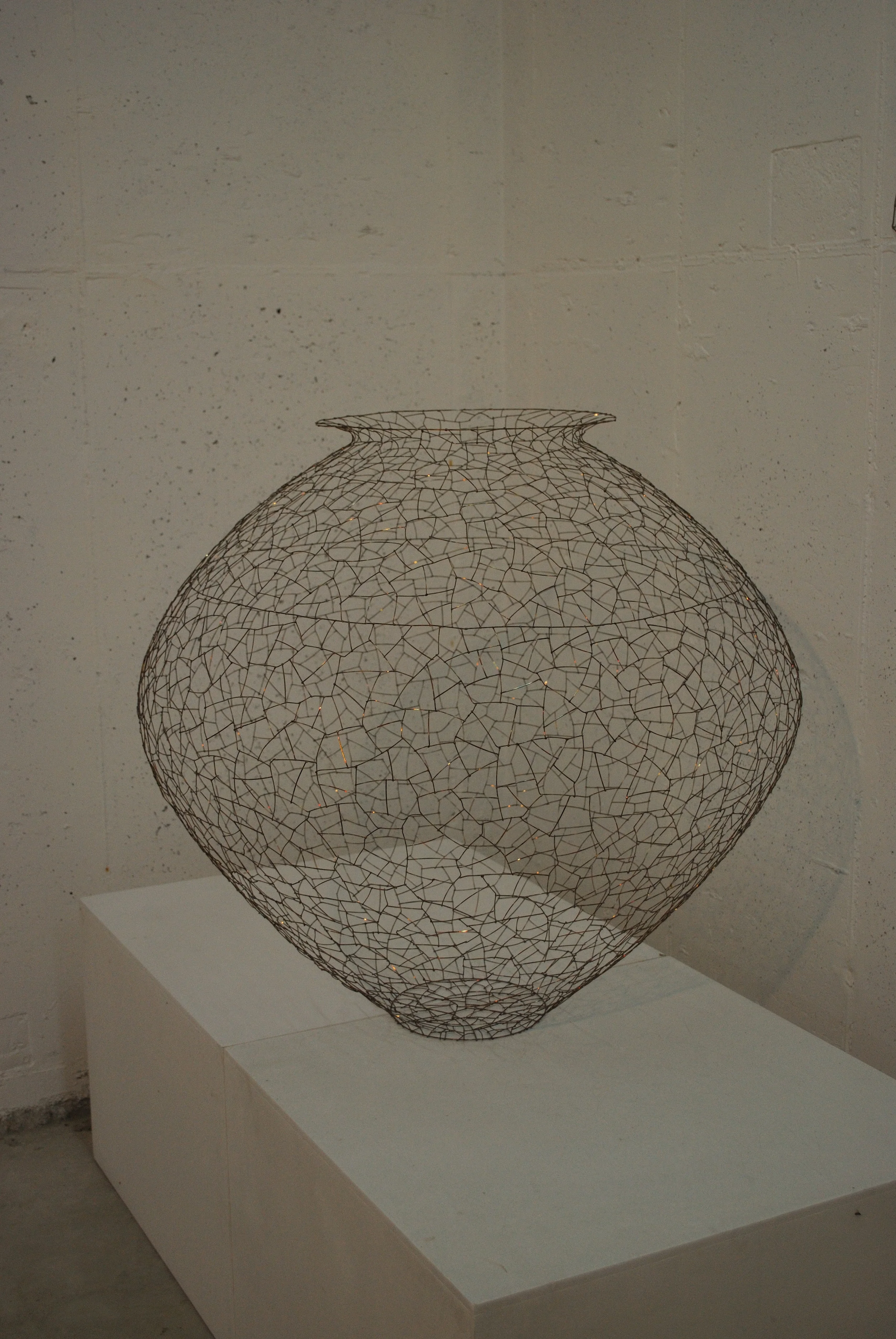 The Pot8382,copper wire, 82x82x80cm, 2008,1600만원.JPG
