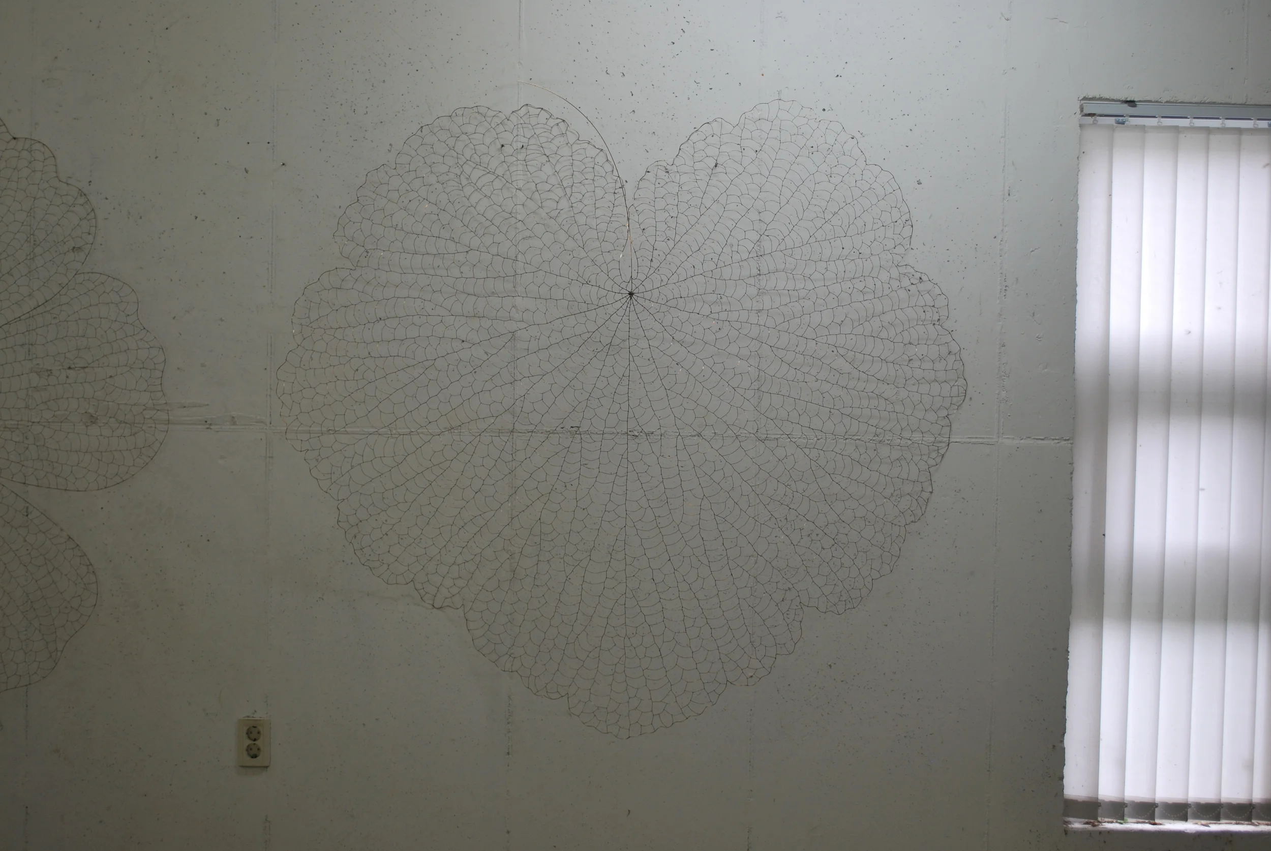 The Leaf119170,copper wire,170x170cm,2011,1400만원.JPG