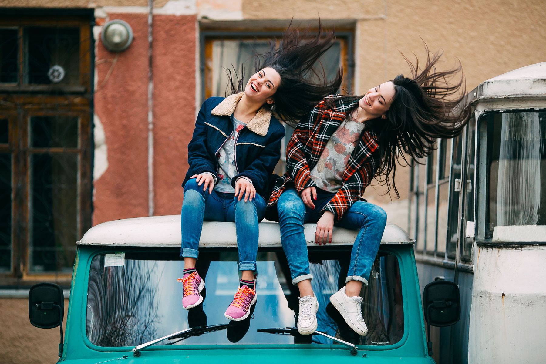 Friendships need open hearts, challenges and cheering to grow strong, bella magazine.