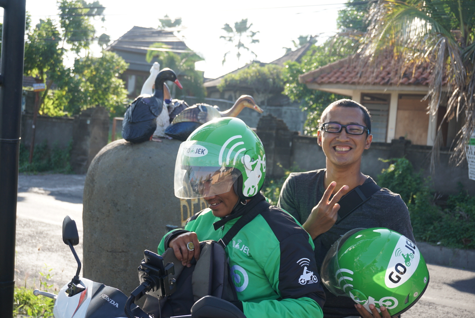gojek.jpg