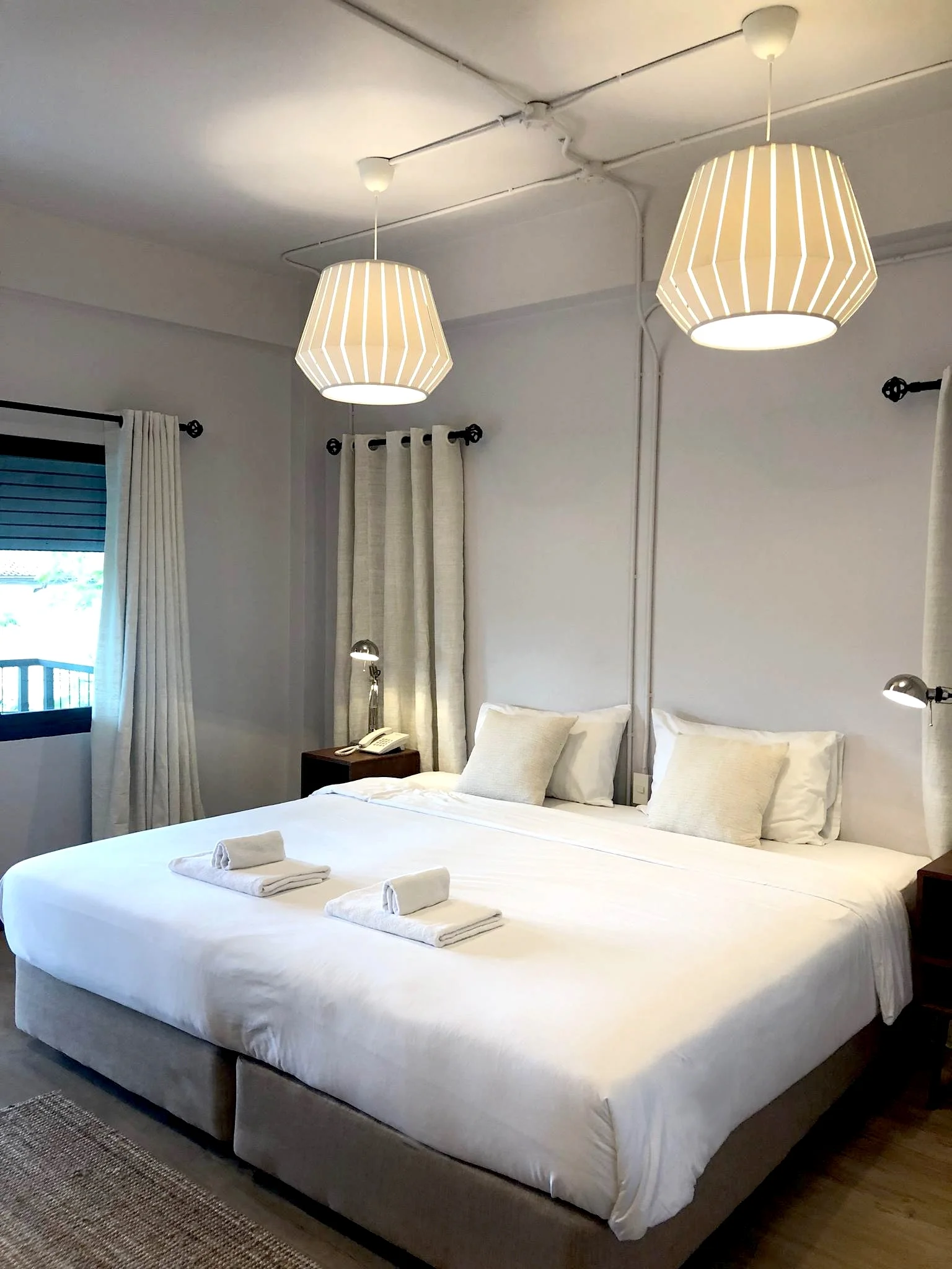 Deluxe Room with King Bed