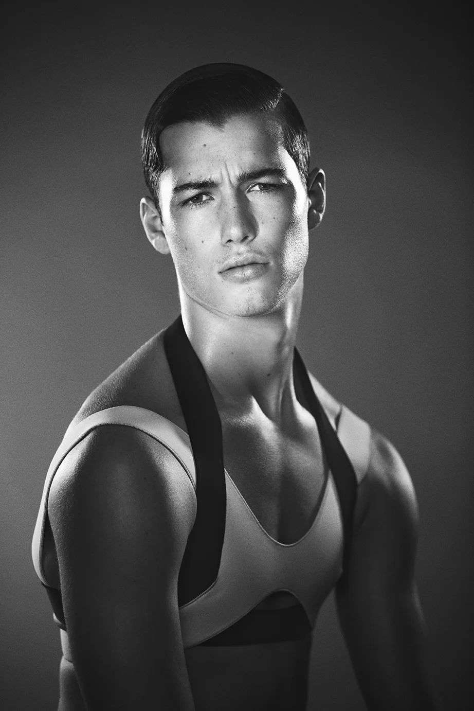 KylieCoutts_131107_ManuscriptDAILY_Portrait_Mens_Beauty_3_522.jpg