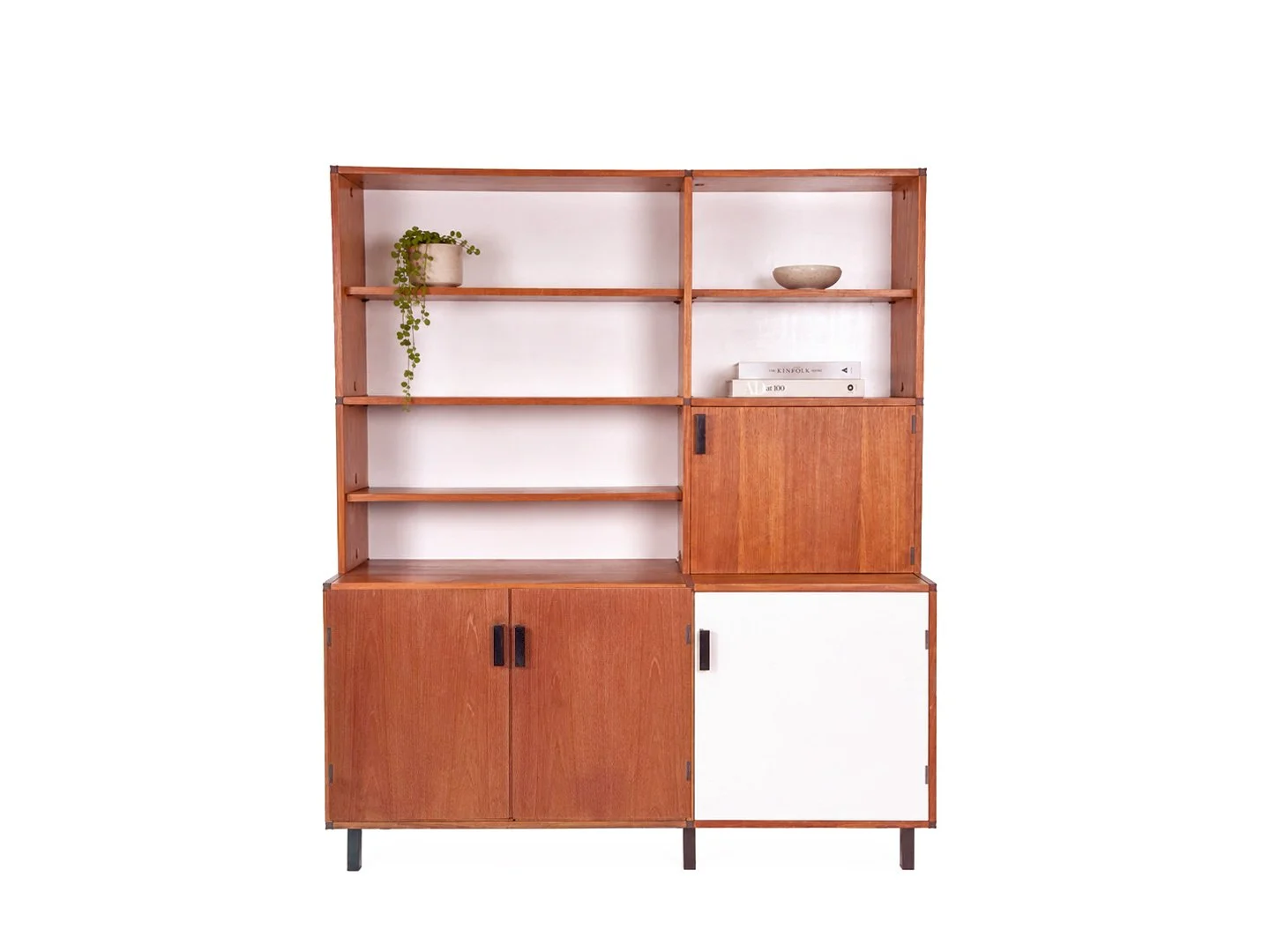 Pastoe-Made-to-Measure-wandmeubel-van-Cees-Braakman-met-accessoires-ka22-26.jpg