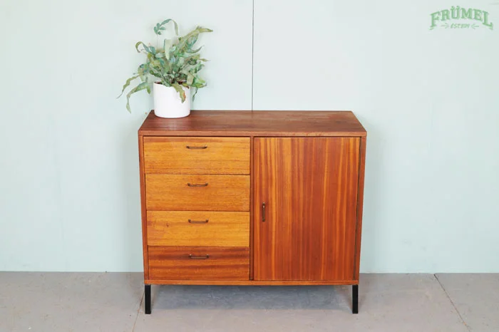 ka89-18 vintage simpla lux kastje.jpg