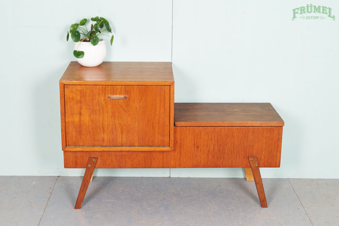 VINTAGE A-SYMMETRISCH KASTJE