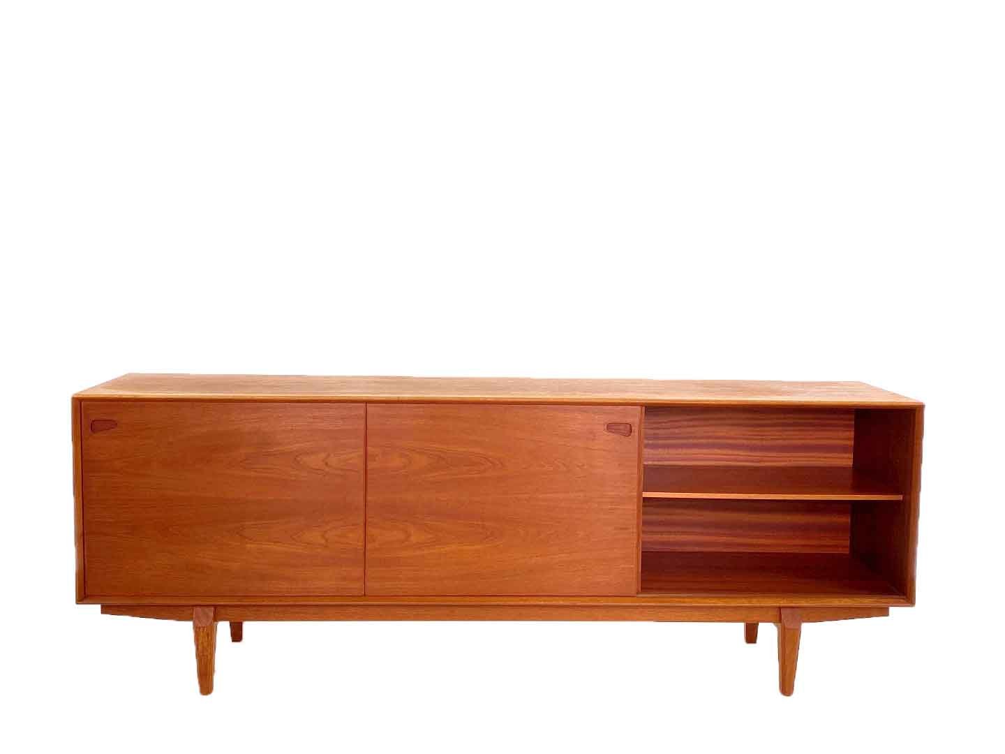 ka22-23-Vintage-teak-sideboard-dressoir-van-Rosengren-Hansen-voor-Skovby-Mobelfabrik,-1960-(3).jpg