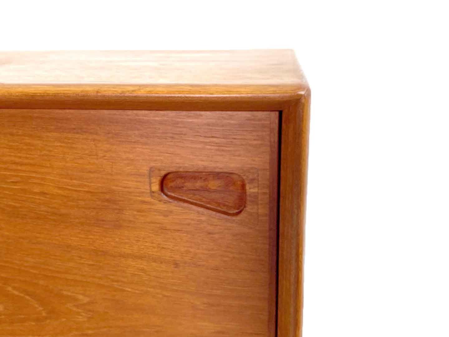 ka22-23-Vintage-teak-sideboard-dressoir-van-Rosengren-Hansen-voor-Skovby-Mobelfabrik,-1960-(5).jpg