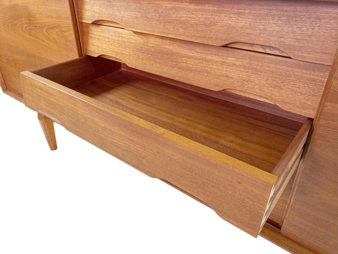 ka22-23-Vintage-teak-sideboard-dressoir-van-Rosengren-Hansen-voor-Skovby-Mobelfabrik,-1960-(8).jpg