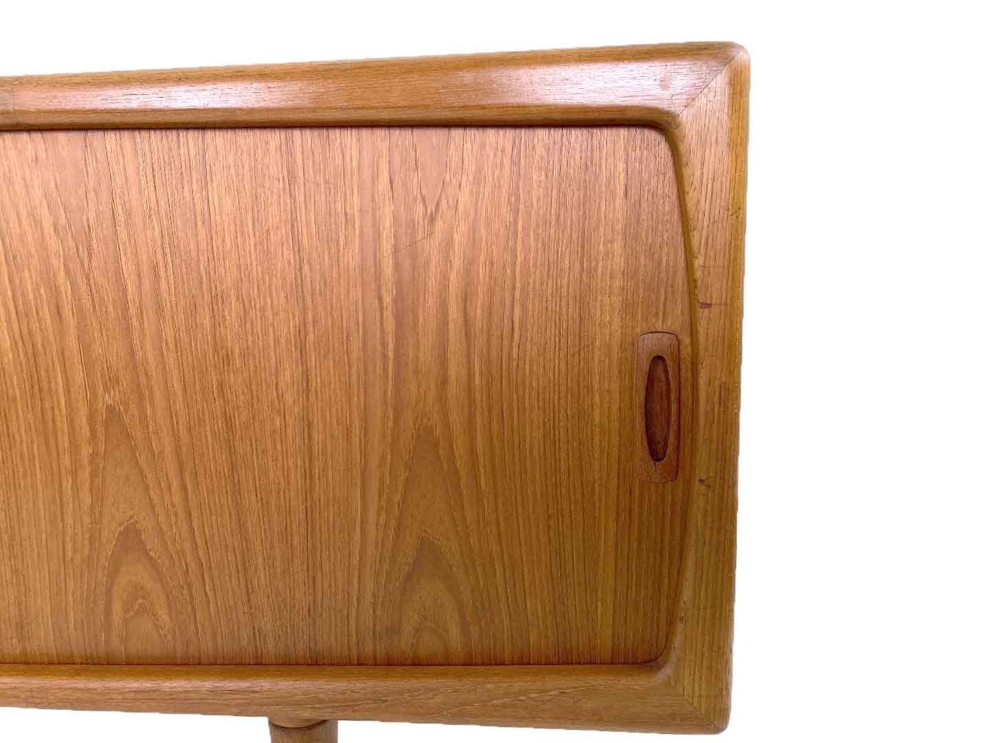 ka13-23-vintage-sideboard-dressoir-van-H.P.-Hansen,-Denmark-1960s-(6).jpg