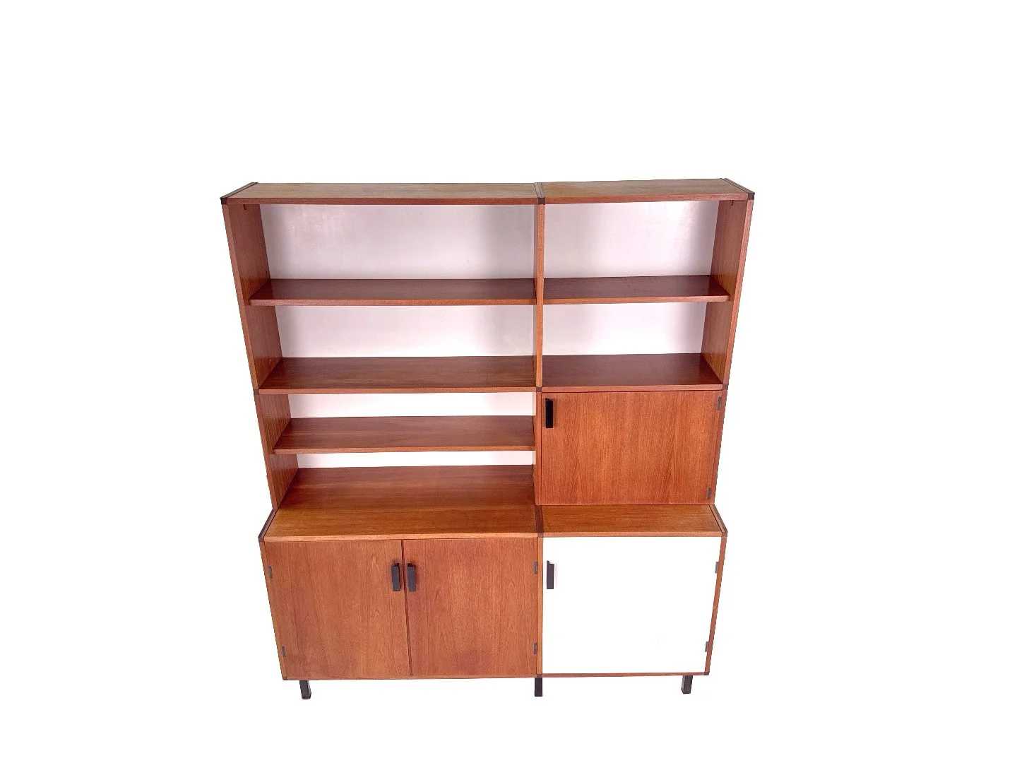 Pastoe-Made-to-Measure-wandmeubel-van-Cees-Braakman-ka22-26-(4).jpg