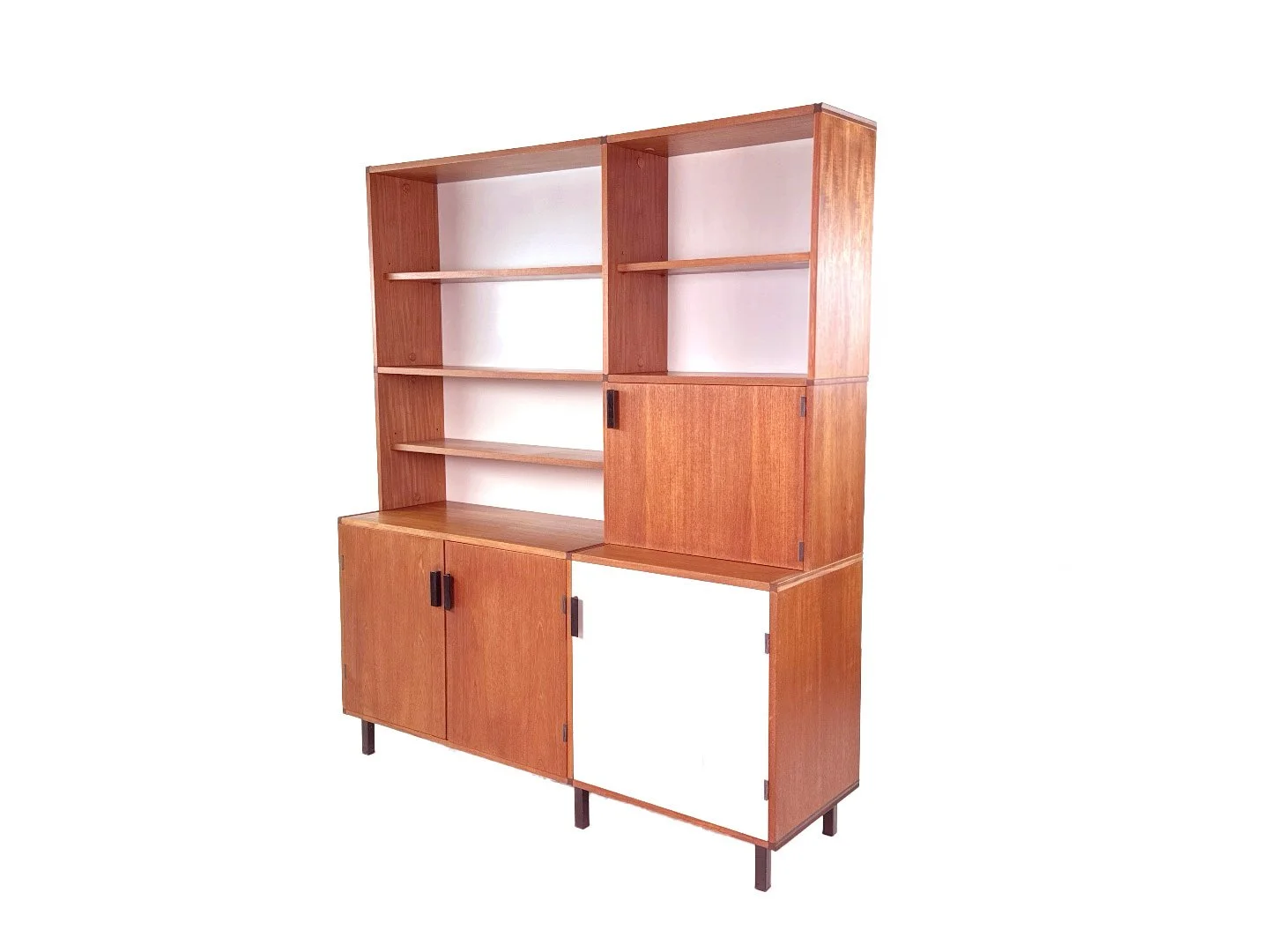 Pastoe-Made-to-Measure-wandmeubel-van-Cees-Braakman-ka22-26-(3).jpg
