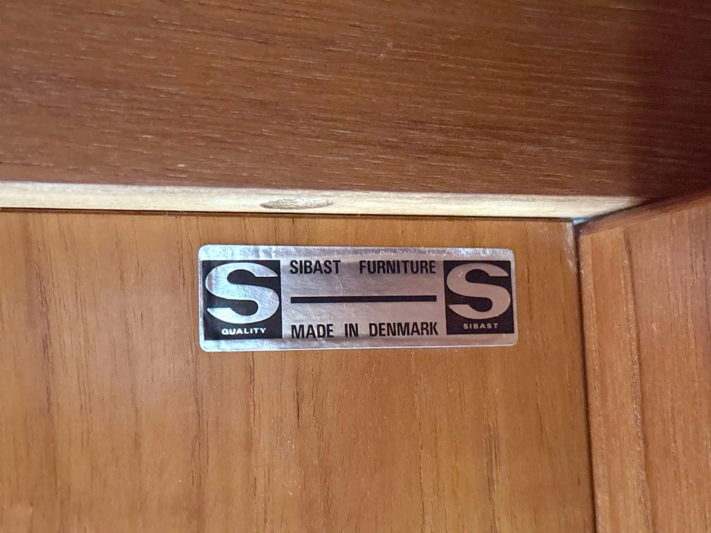 Arne-Vodder-Executive-Desk-Model-209---Sibast,-Denemarken,-1960-bu3-25-(20).jpg