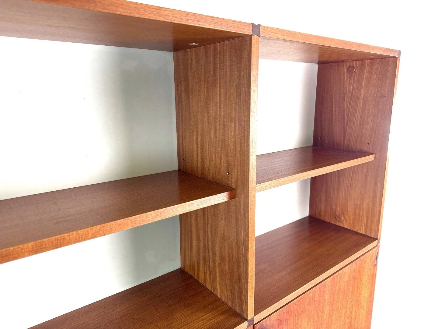 Pastoe-Made-to-Measure-wandmeubel-van-Cees-Braakman-ka22-26-(8).jpg