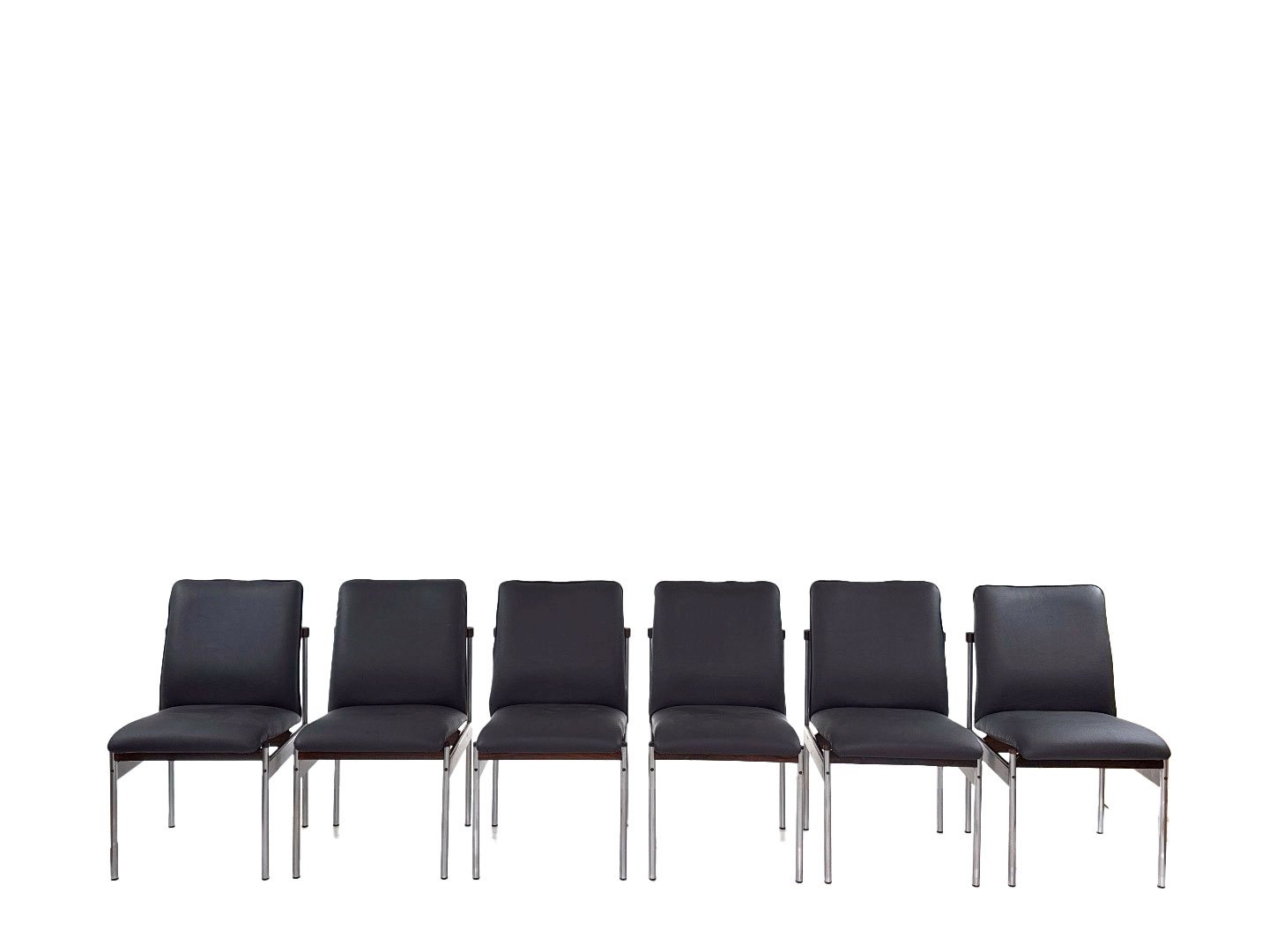 st4-24-6-vintage-eetkamerstoelen-van-C.Denekamp-voor-Thereca-(2).jpg