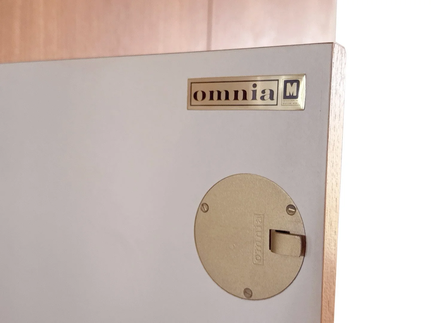 Hilker-Omnia-Notenhouten-Wandsysteem---Jaren-’60-ka11-26-(10).jpg