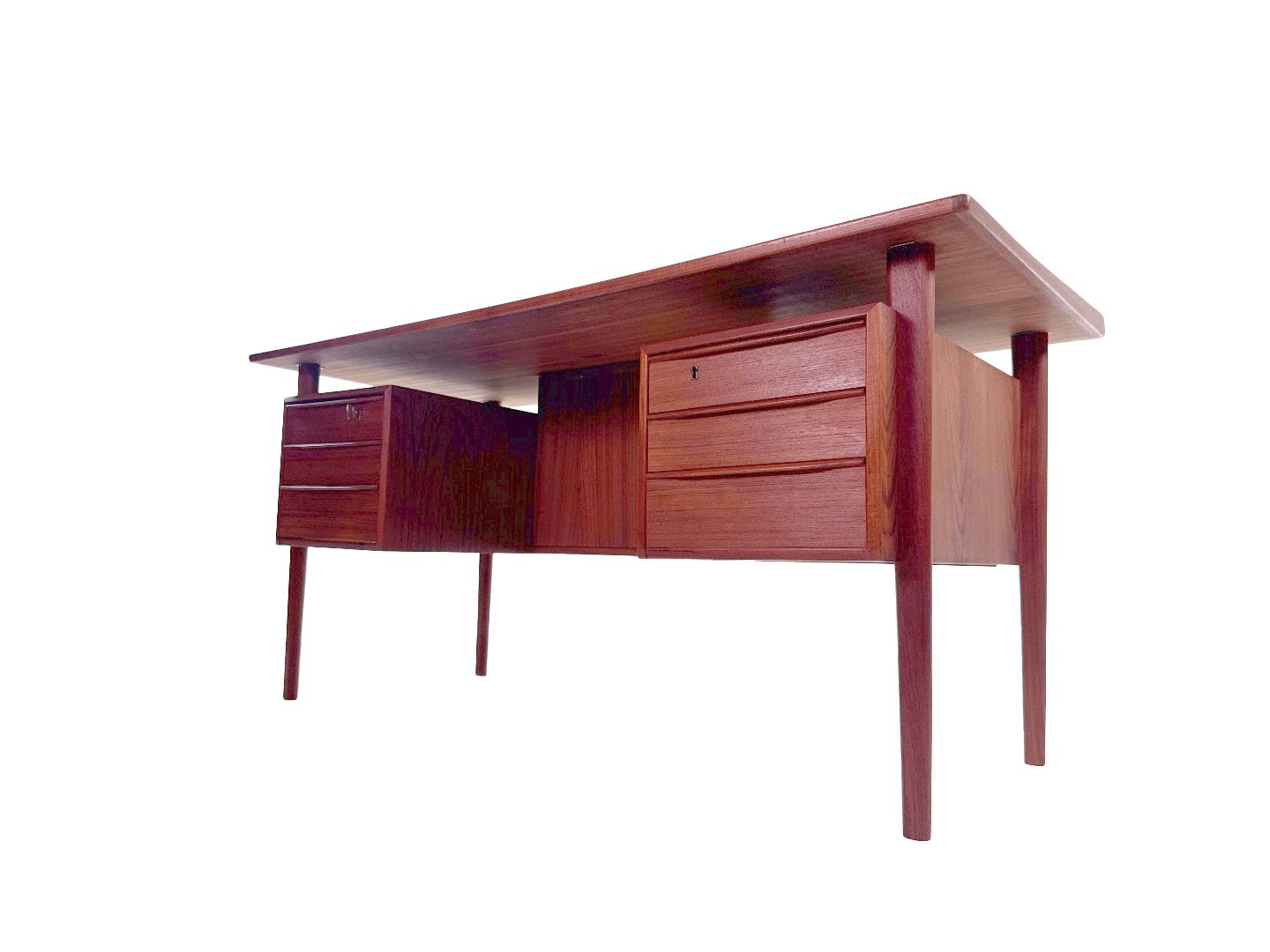 Vintage Deens vrijstaand bureau van Peter Løvig Nielsen in teak – schuin onder zijaanzicht rechts
