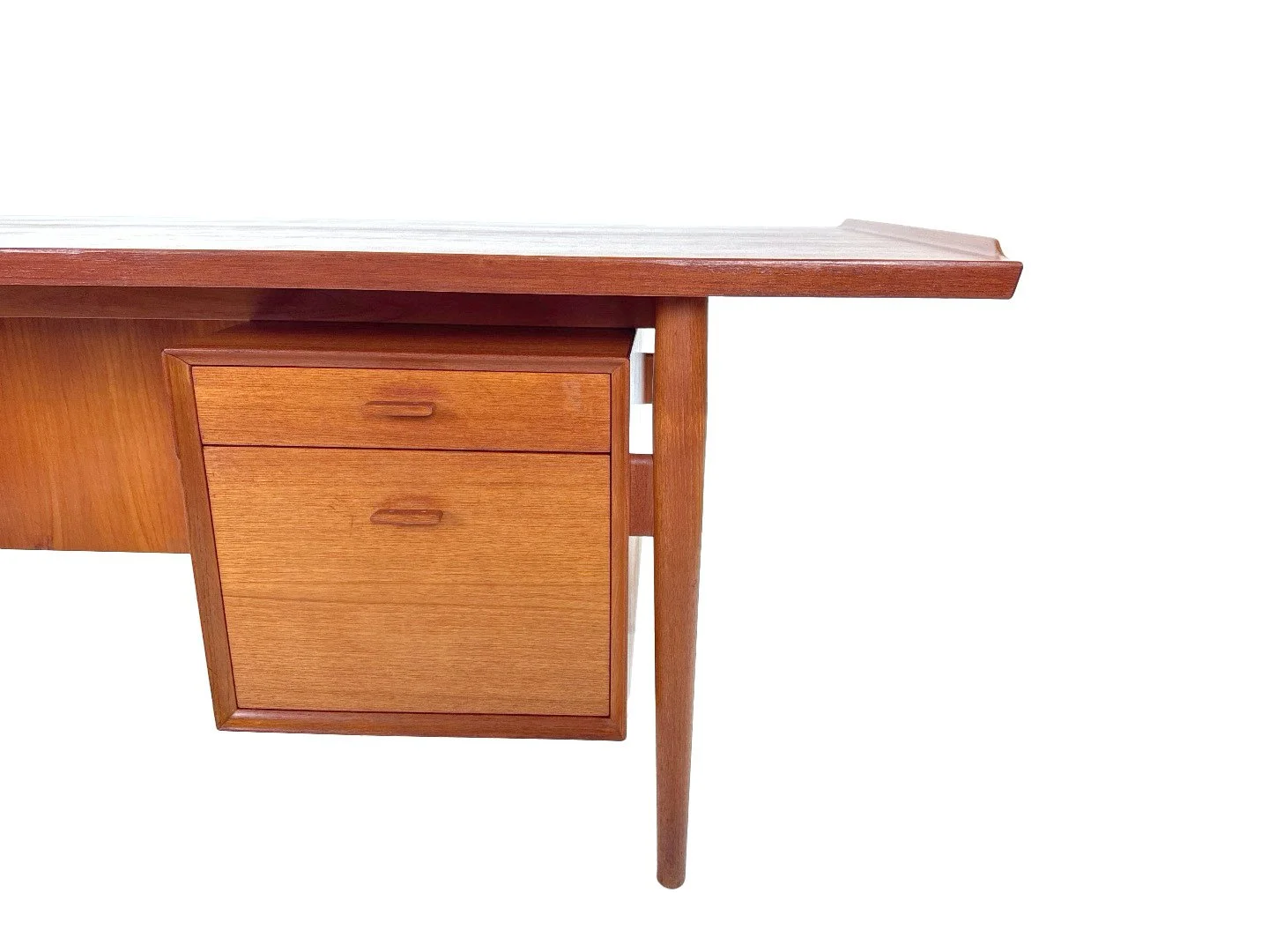 Arne-Vodder-Executive-Desk-Model-209---Sibast,-Denemarken,-1960-bu3-25-(16).jpg