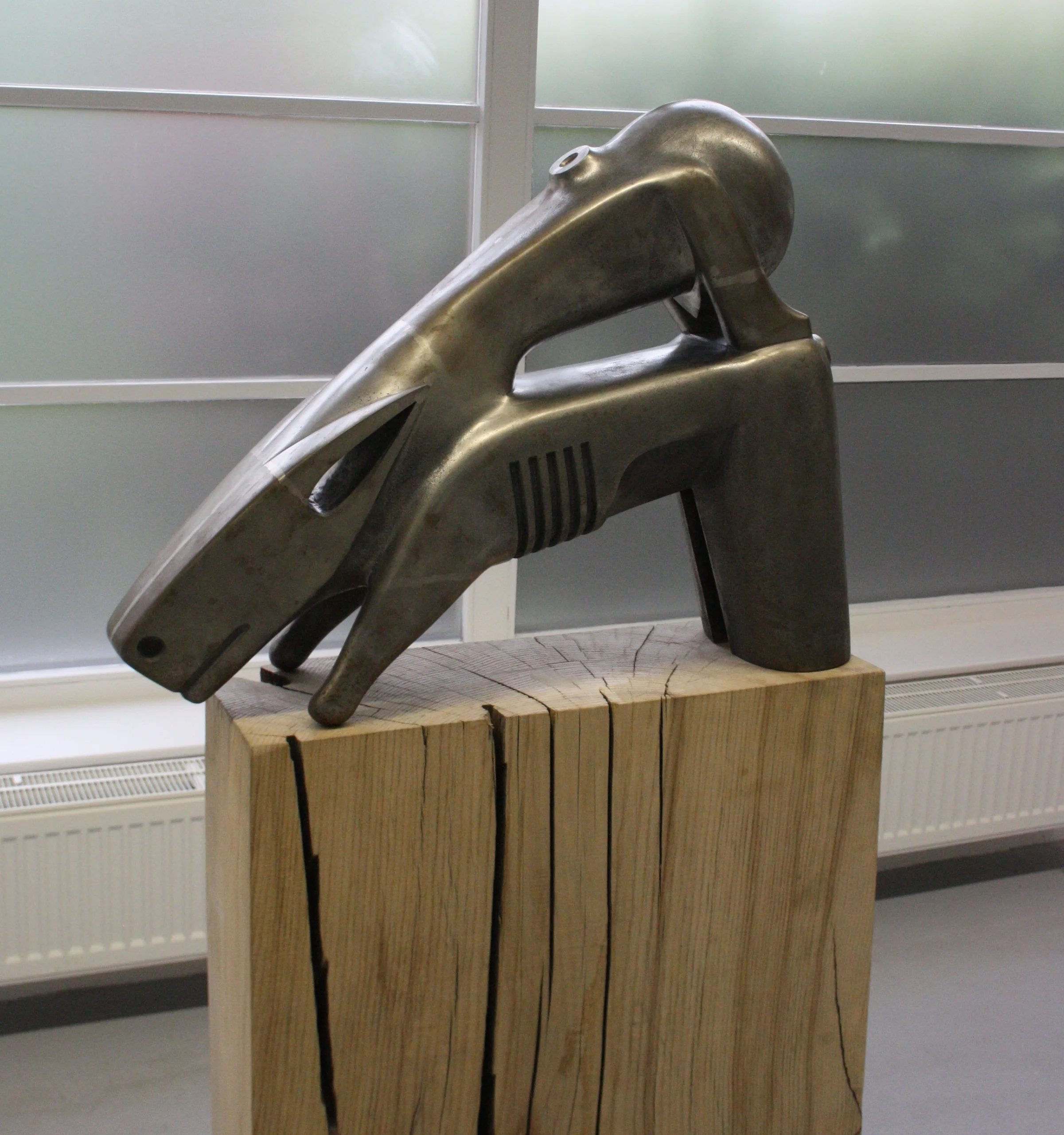 Stefan Milkov, Black dog (jezdecká socha), 2013, 80 x 60 x 20 cm, kov 