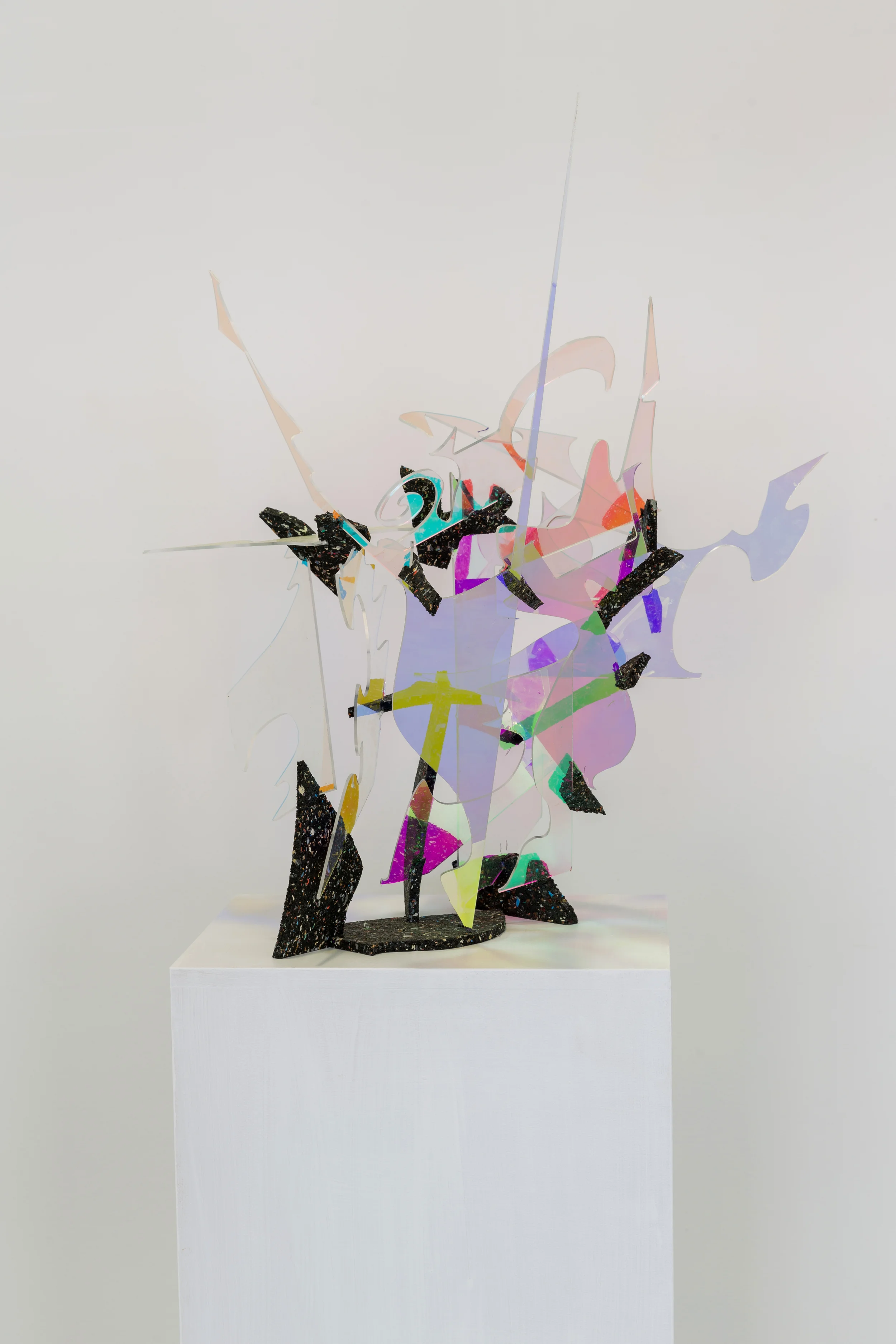 Matyáš Chochola, Ticho brázdí oceán slasti, 2015, kombinovaná technika, 65 x 50 x 50 cm