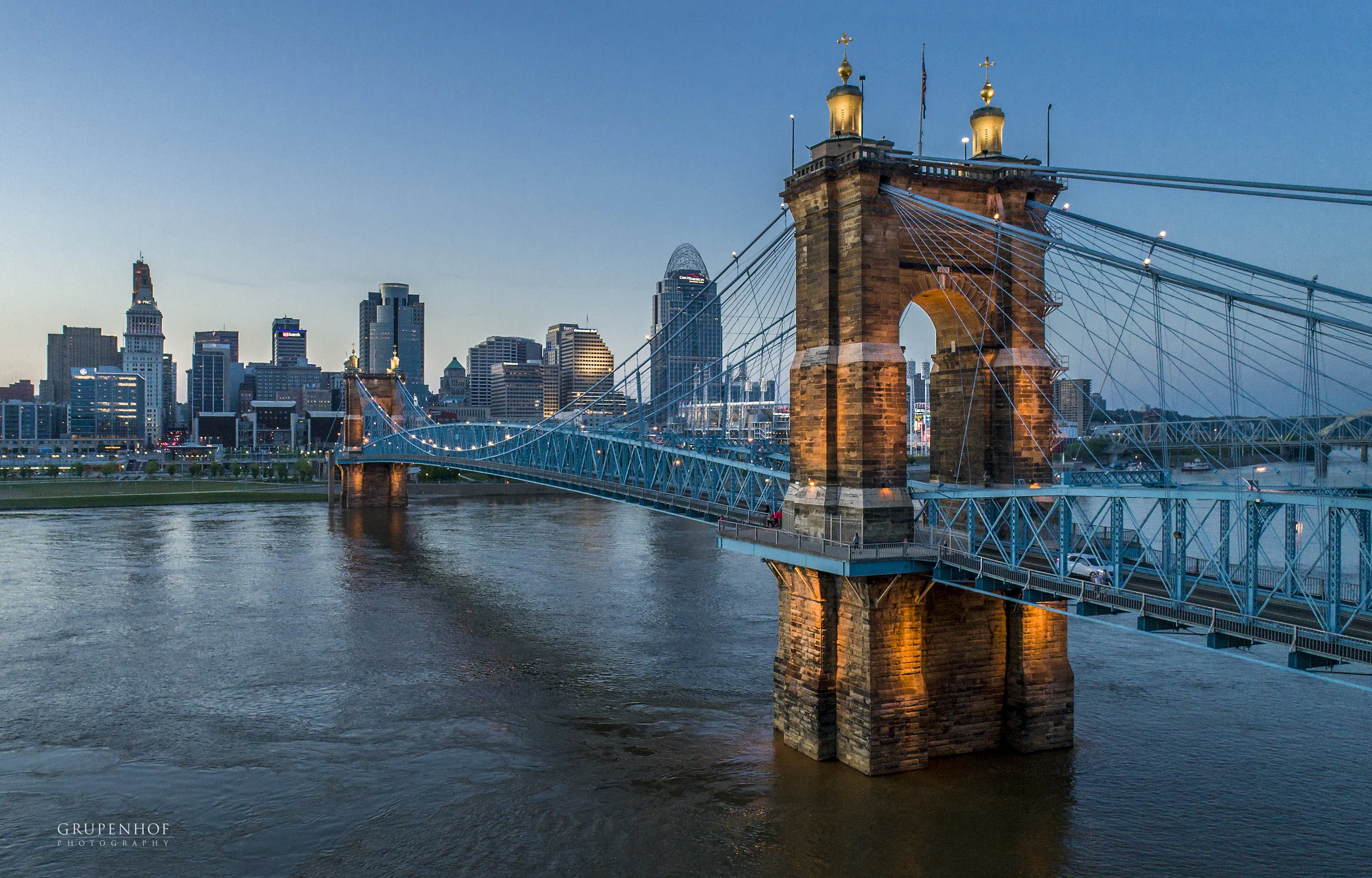 Ohio River, Roebling Bridge