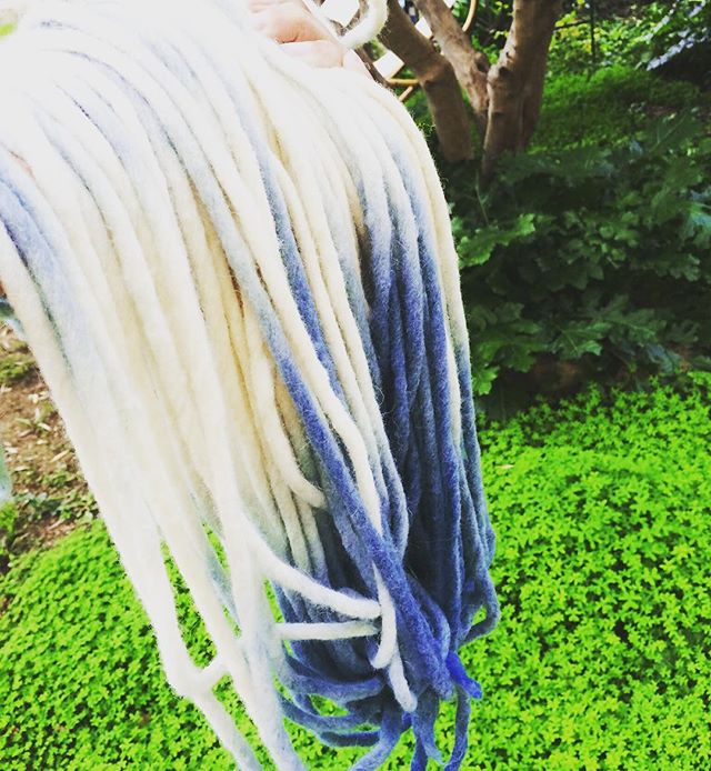 Blue yarn #indigo #vegetaldye #naturaldye #frenchwool #organicwool #homemadedye