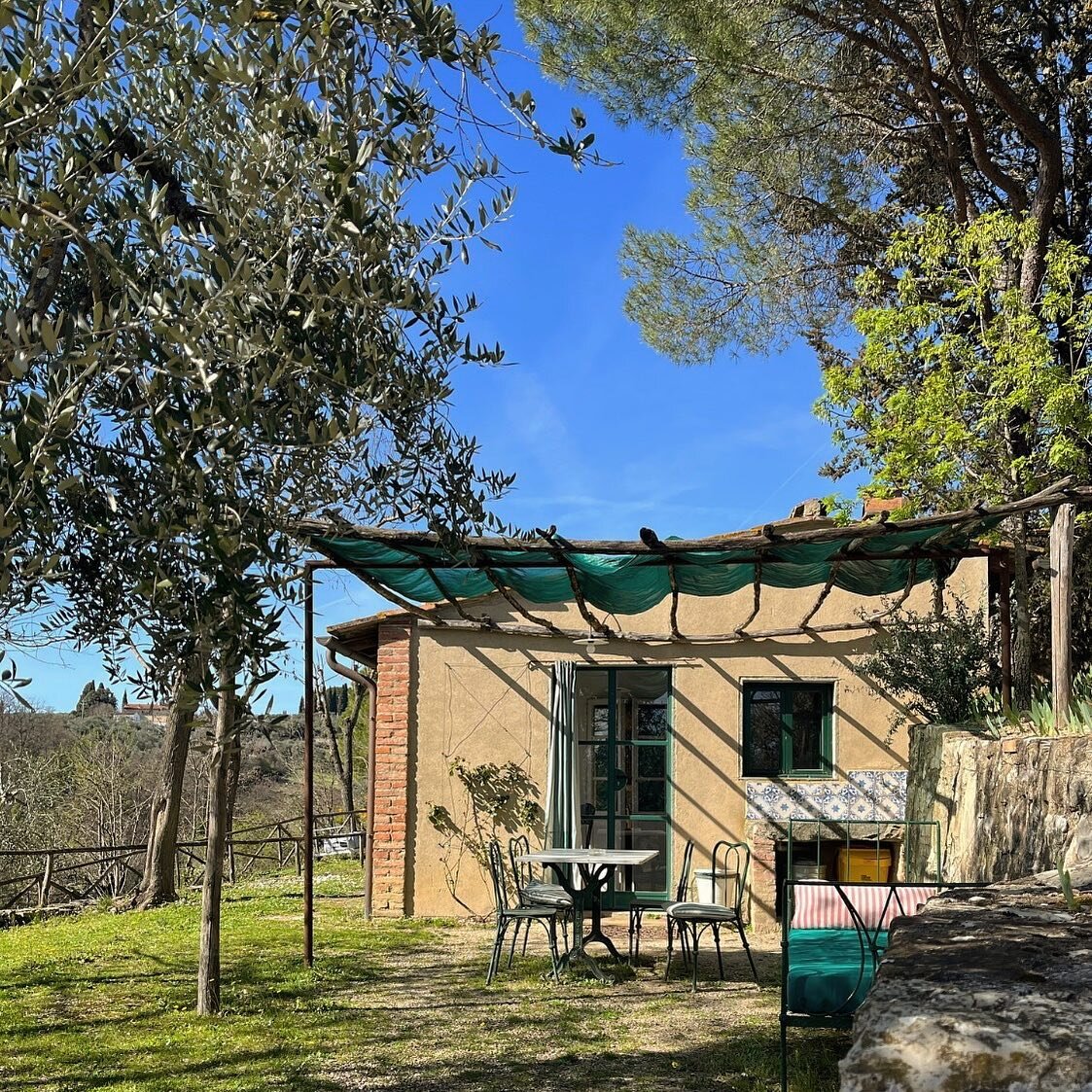 Our place to call home for the spring. 🧡

#westvillagetribe #firenze #gioielli #toscana #acasa