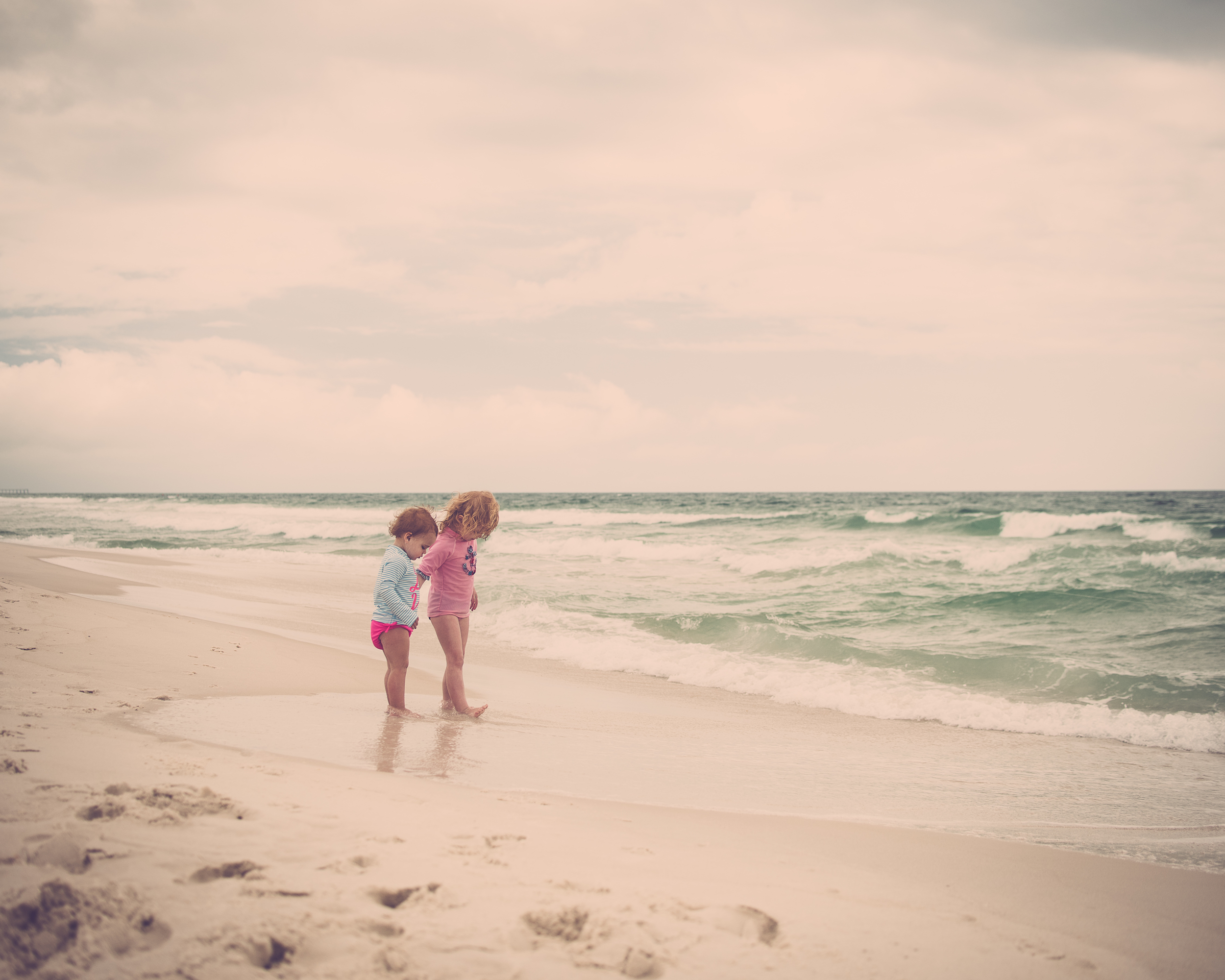 beach girls-1.jpg