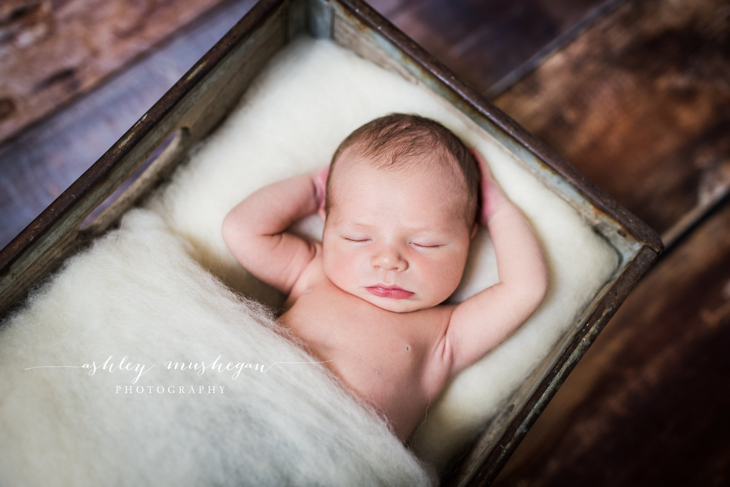 McKeehan Newborn FB-6.jpg