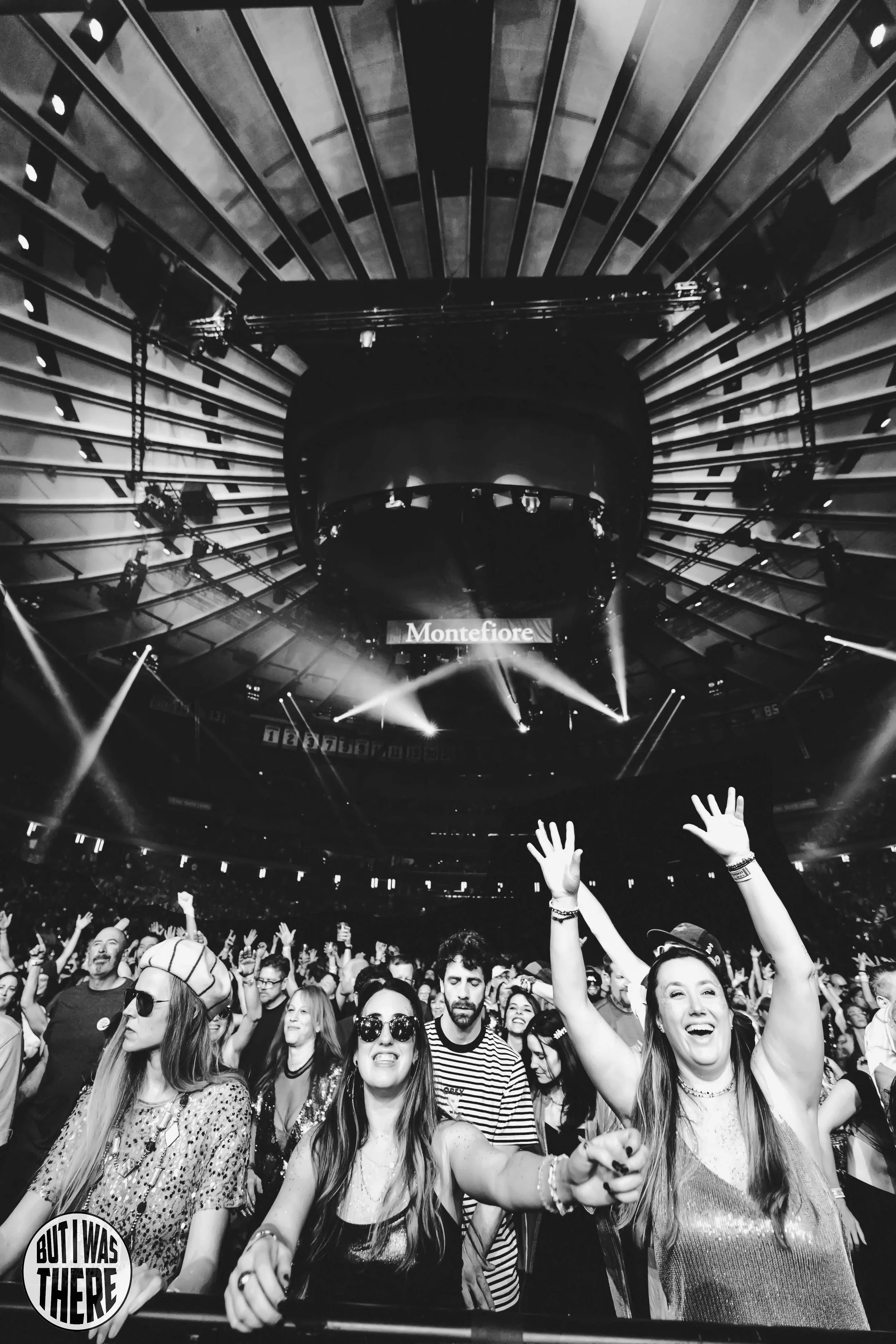 Phish.NYE.22.Brian.Ferguson.13.jpg