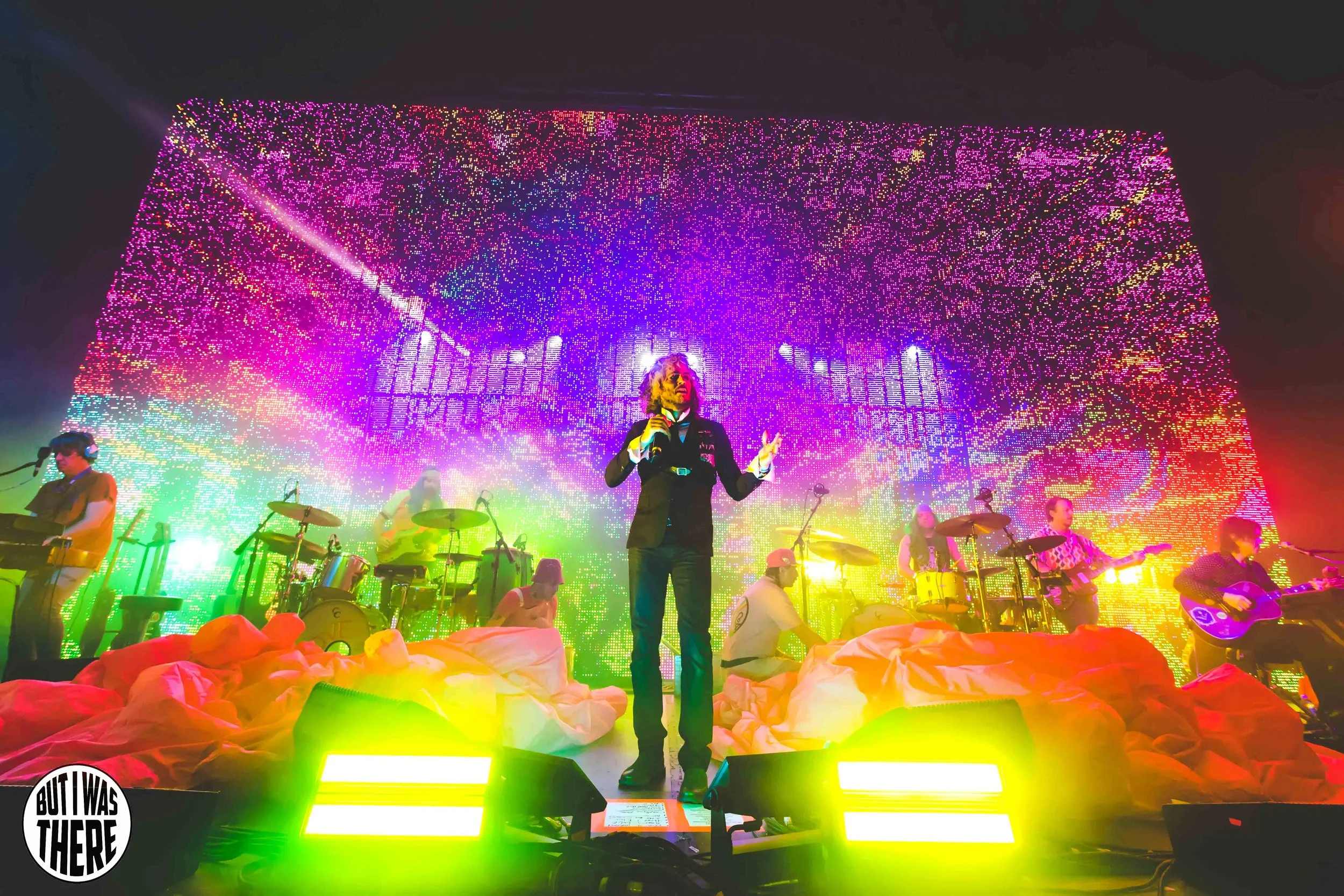 FlamingLips.Brian.Ferguson.Cleveland.11.jpg
