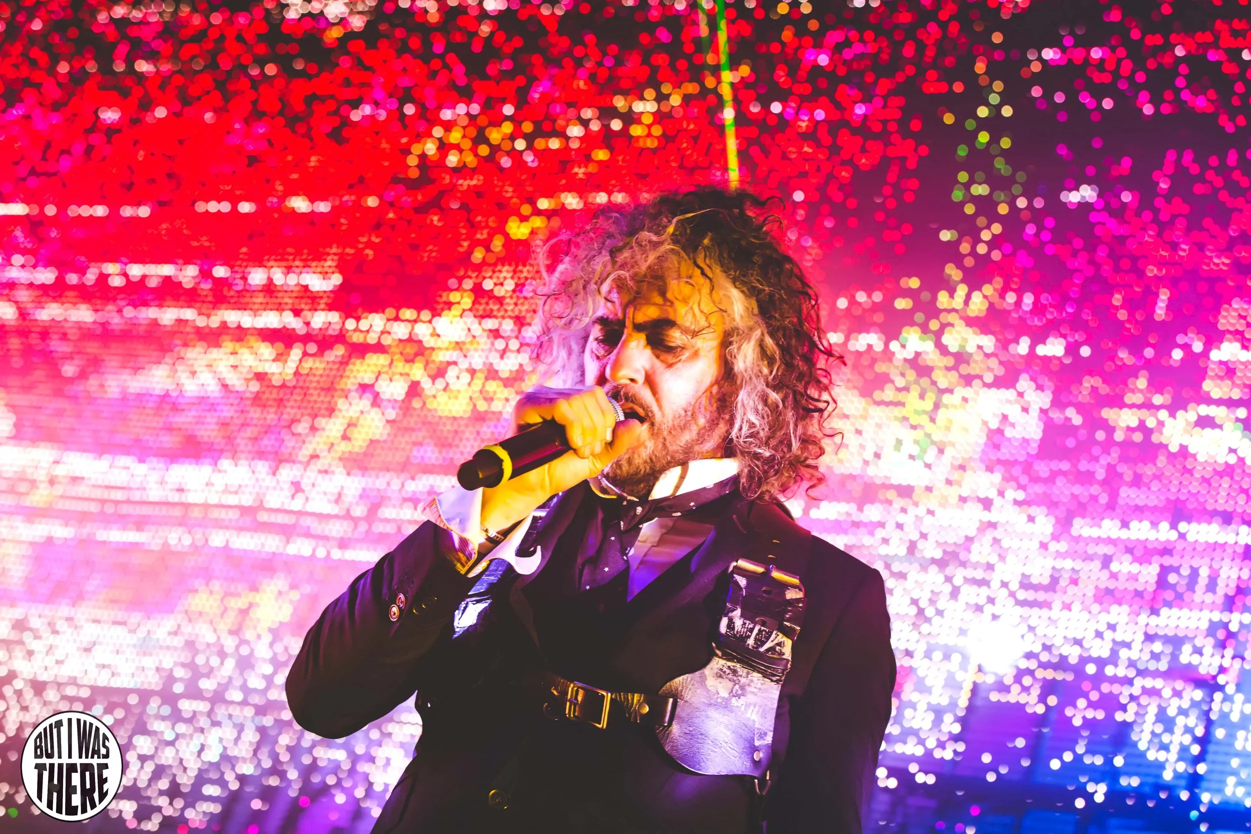 FlamingLips.Brian.Ferguson.Cleveland.45.jpg