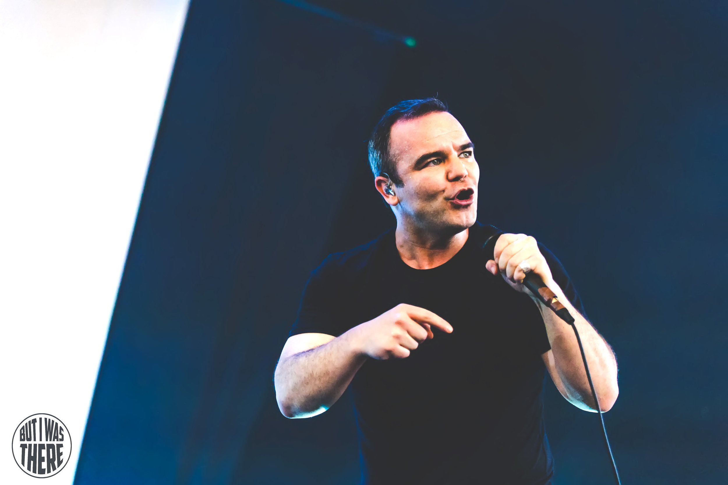 FutureIslands.CMAC.Brian.Ferguson.3.jpg