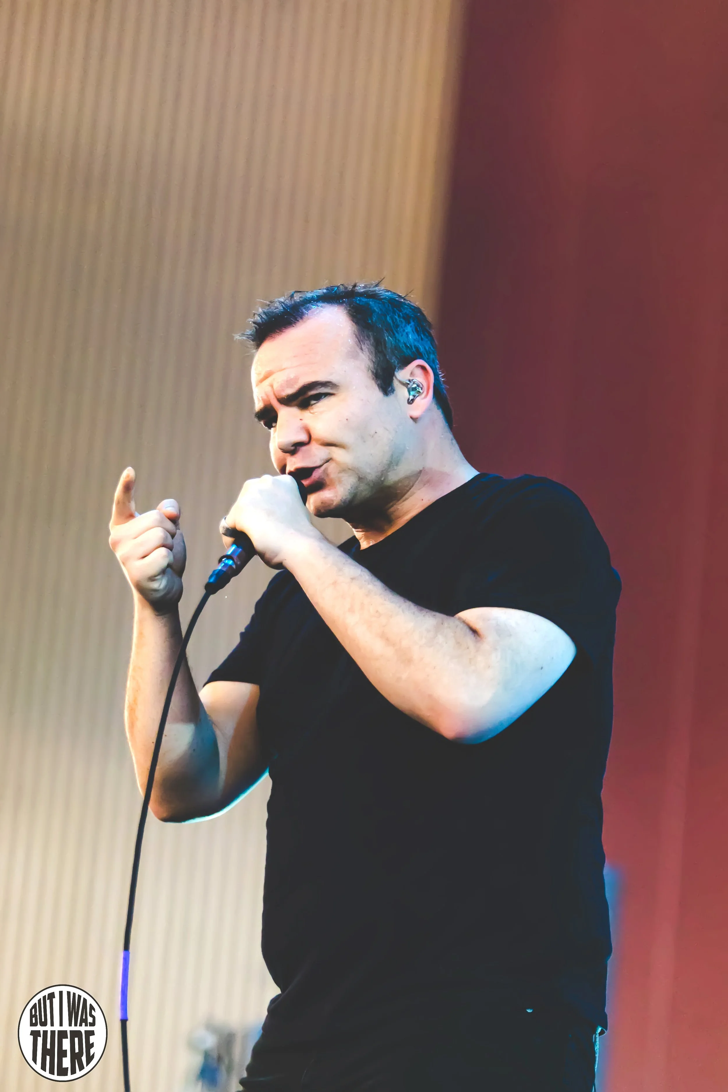 FutureIslands.CMAC.Brian.Ferguson.6.jpg