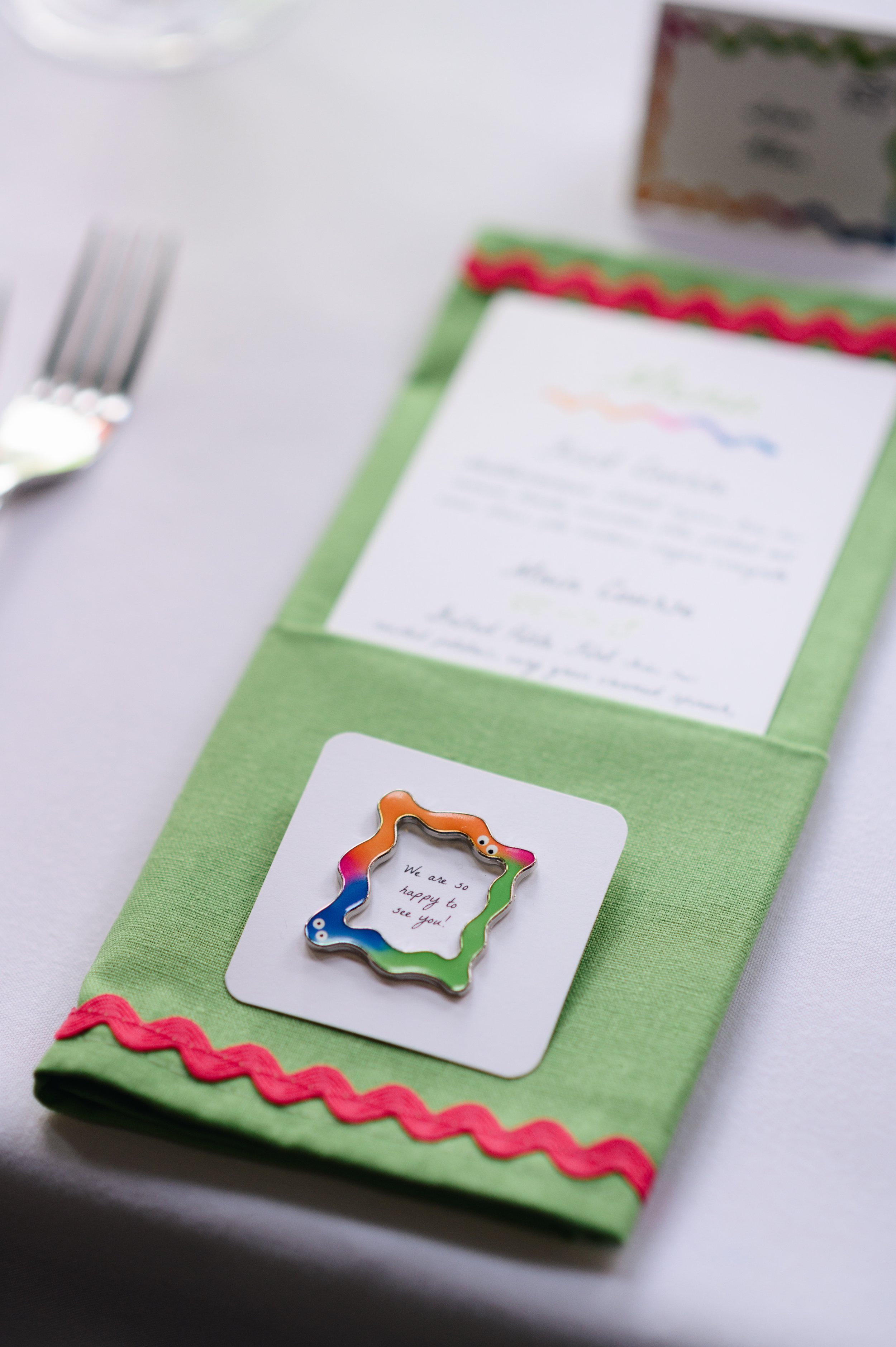 Table setting design & Custom Pin Design