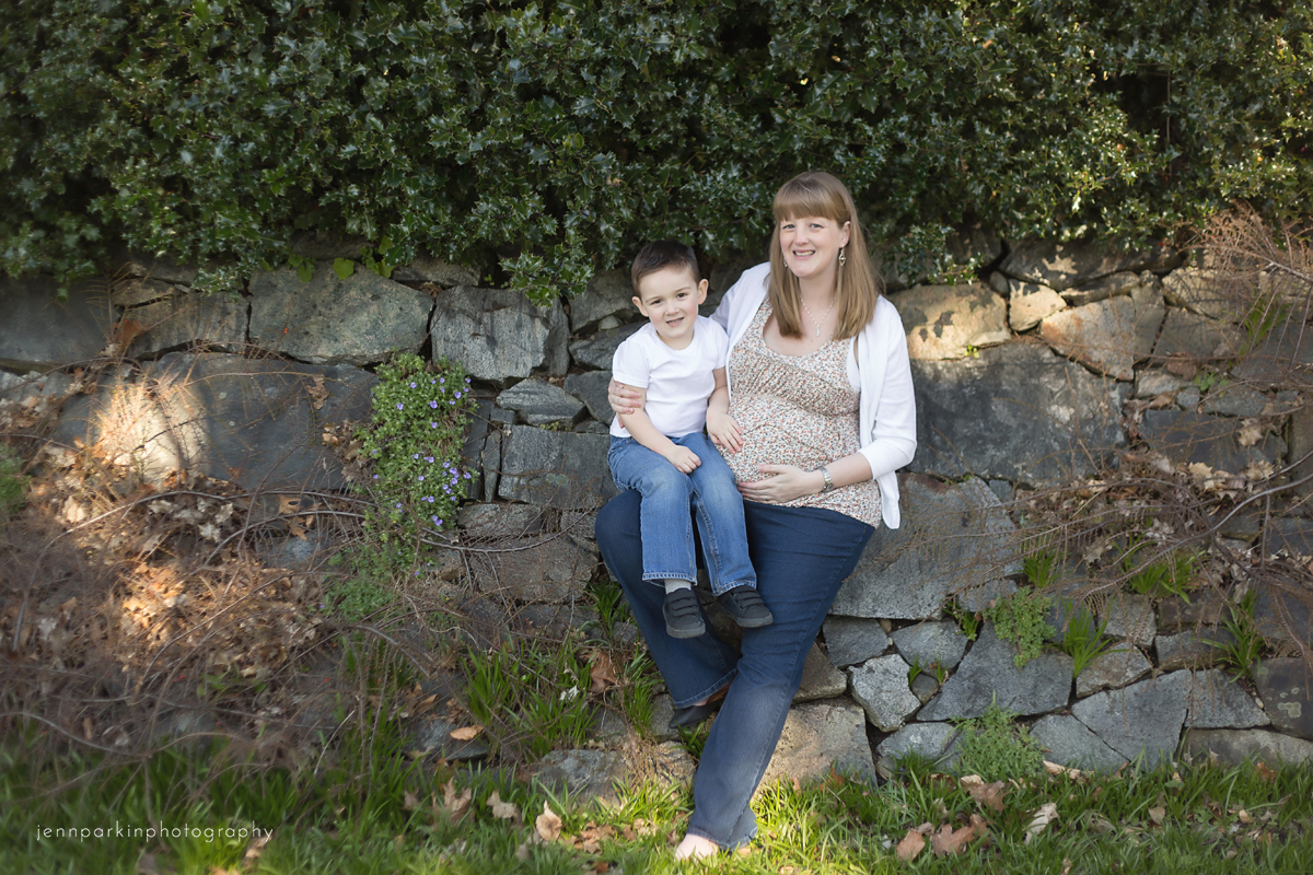 Powell River Photographer, Powell River Maternity Photographer, Powell River Family Photographer