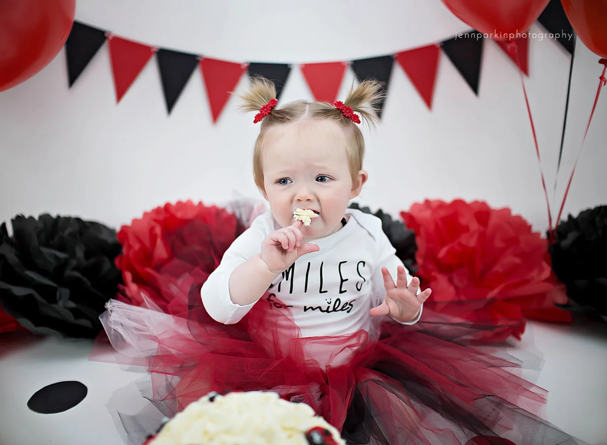 powell river photographer, powell river, powell river cake smash